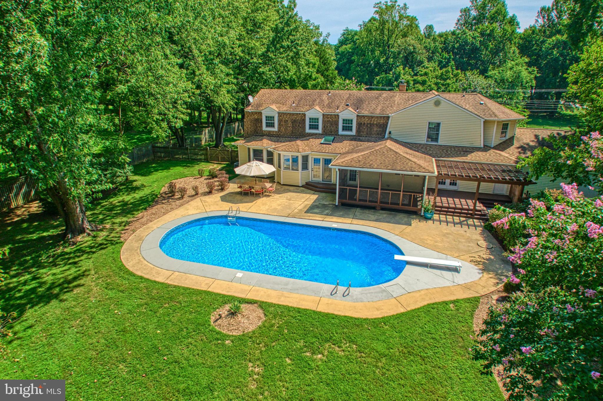 SENECA RIDGE - Residential