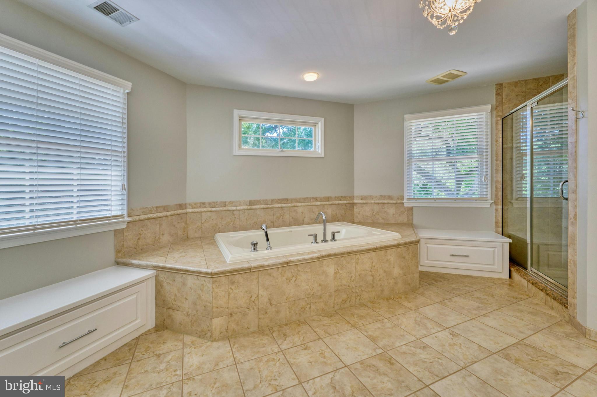 SENECA RIDGE - Residential