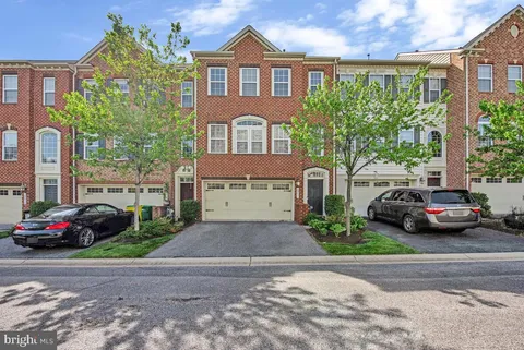 10610 Old Ellicott Circle Unit 10, Ellicott City, MD MLS: MDHW2052578