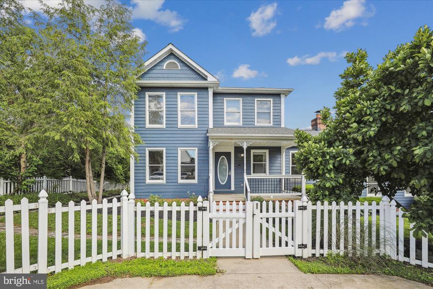 Welcome to this stunning waterfront oasis in the desirable Pine Whiff Beach community. Enjoy breathtaking views of Almshouse Creek with direct access to the South River—perfect for boating enthusiasts! Deep-water boat slips on the shared pier make it easy to explore the waterways and restaurants.
This spacious home features three bedrooms, two and a half baths, and three separate living areas, offering flexibility and room to spread out. The kitchen is equipped with stainless steel appliances and opens to a deck—ideal for outdoor dining and entertaining.  
Step outside to your private retreat with an in-ground pool. The primary suite boasts its own deck overlooking the pool and peaceful water views.
Whether you're entertaining or unwinding, this home allows you to enjoy the best of waterfront living.
Don’t miss this rare rental opportunity!