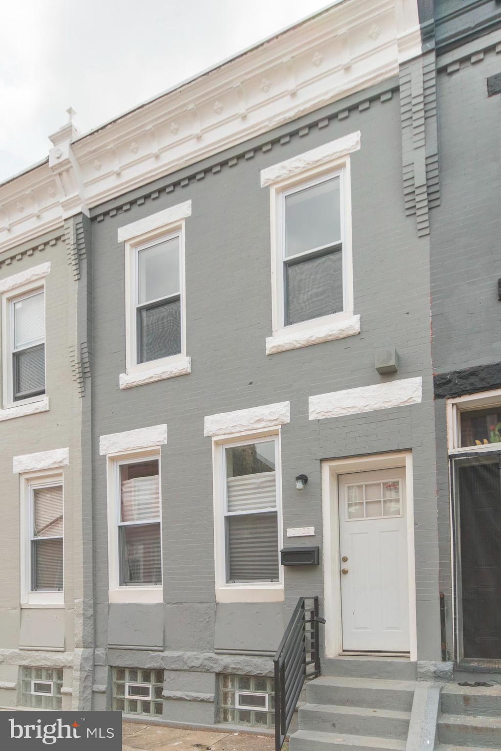 STRAWBERRY MANSION - Residential Lease