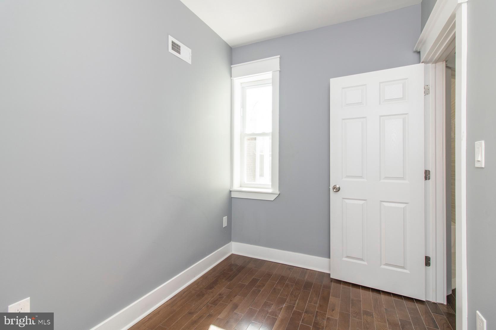 STRAWBERRY MANSION - Residential Lease