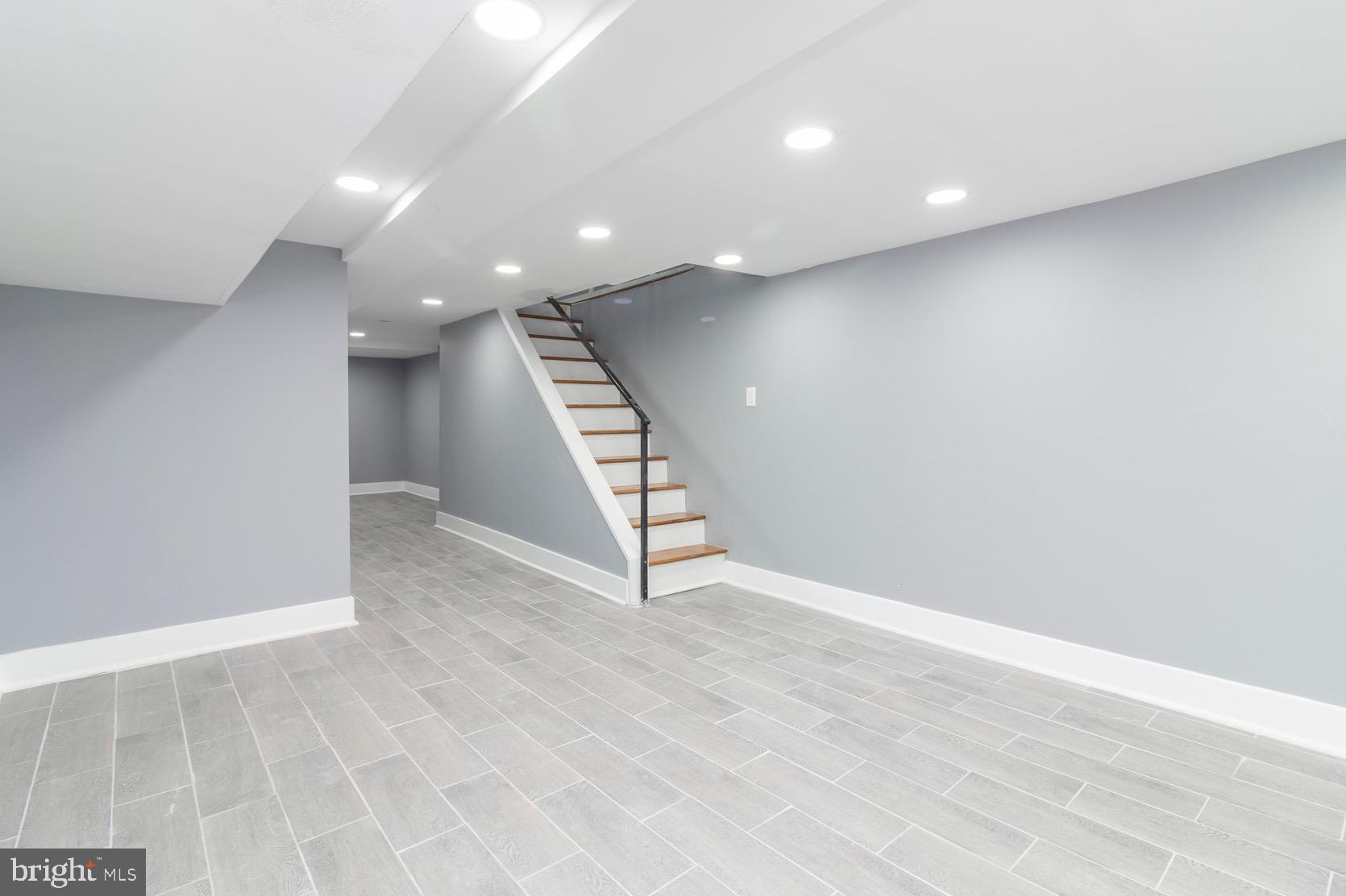 STRAWBERRY MANSION - Residential Lease