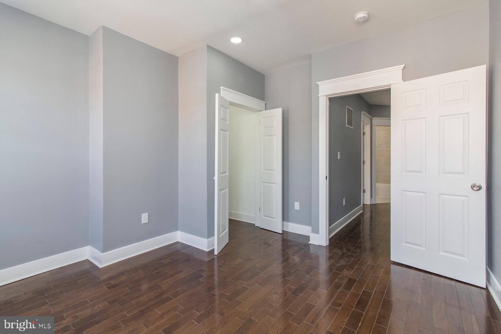 STRAWBERRY MANSION - Residential Lease