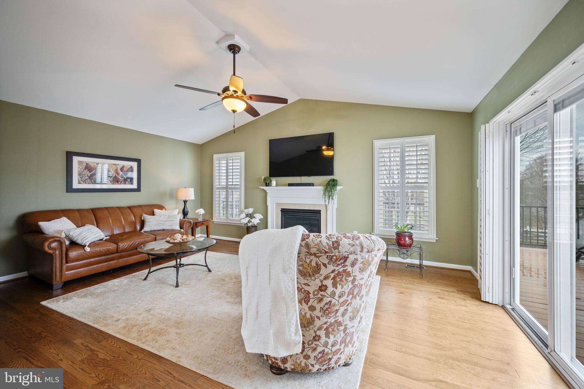 SUMMIT RIDGE - Residential