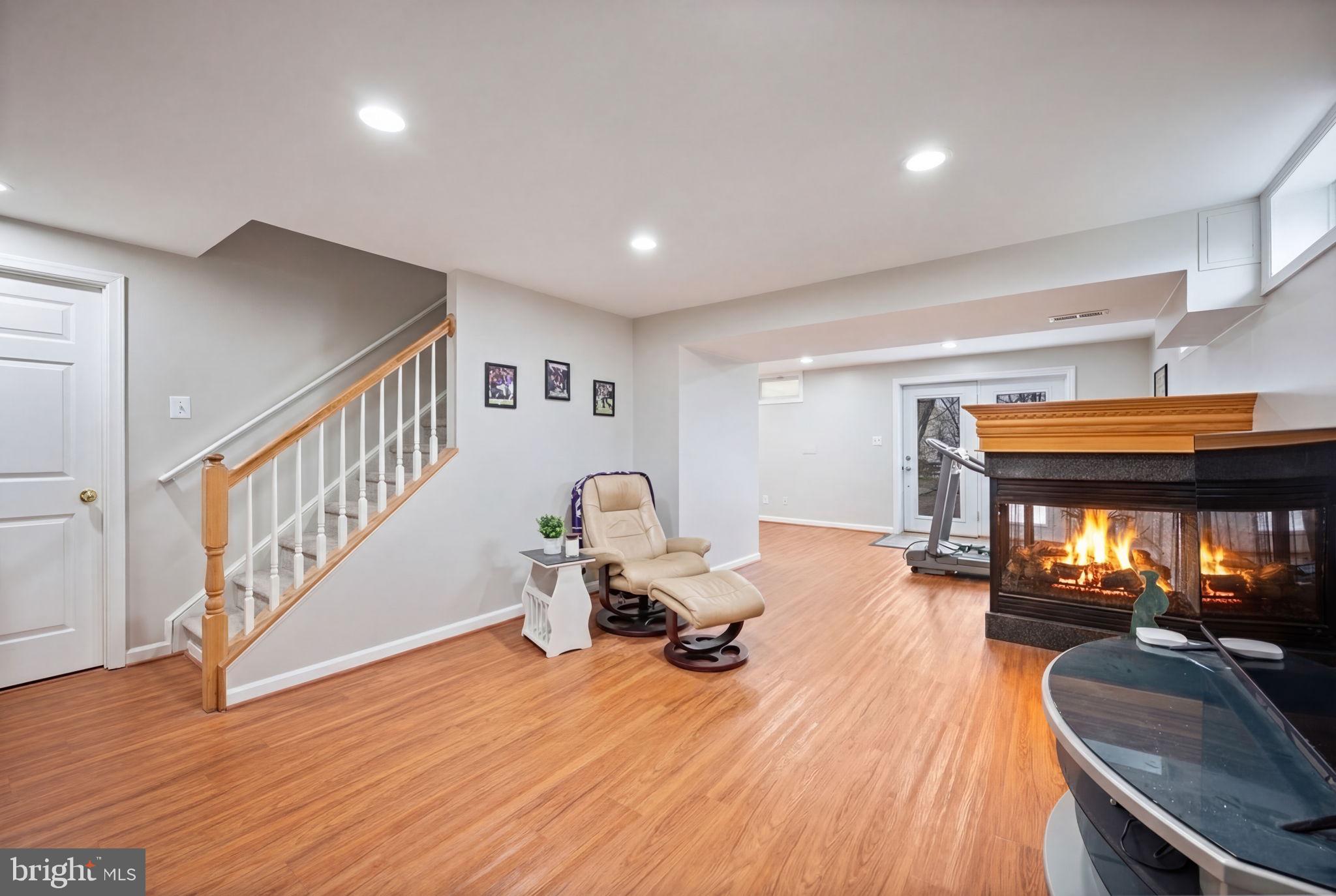 SUMMIT RIDGE - Residential