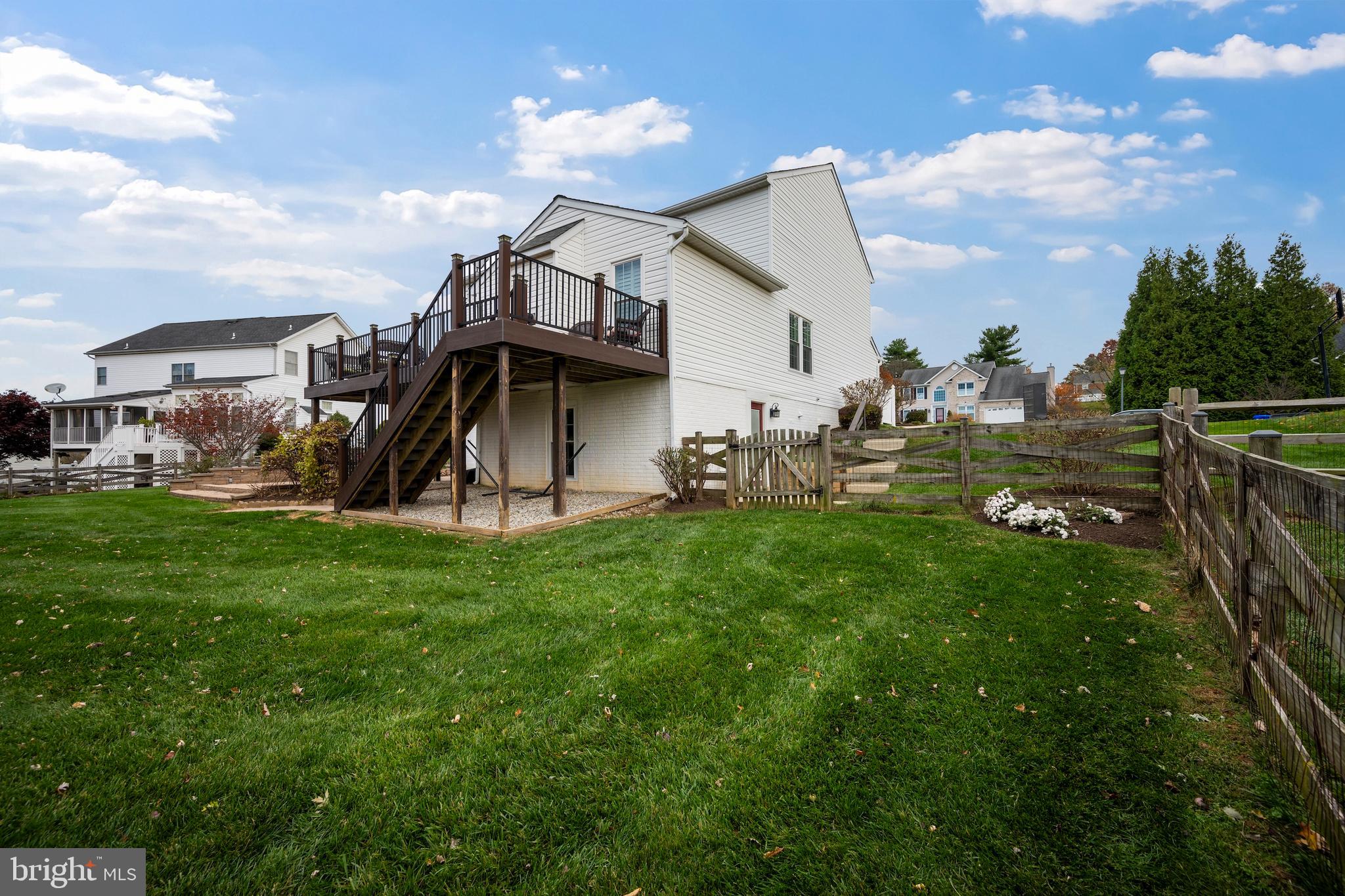 SUMMIT RIDGE - Residential