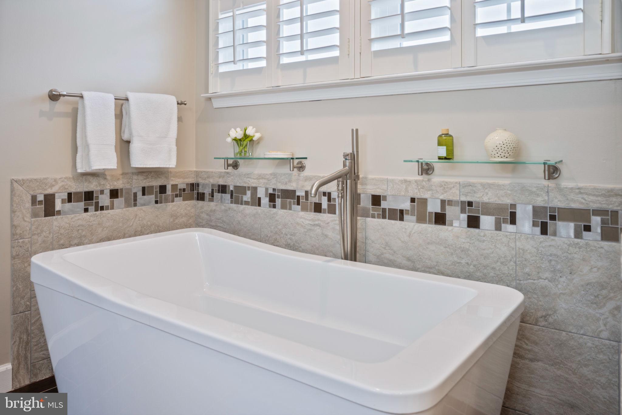 SUMMIT RIDGE - Residential