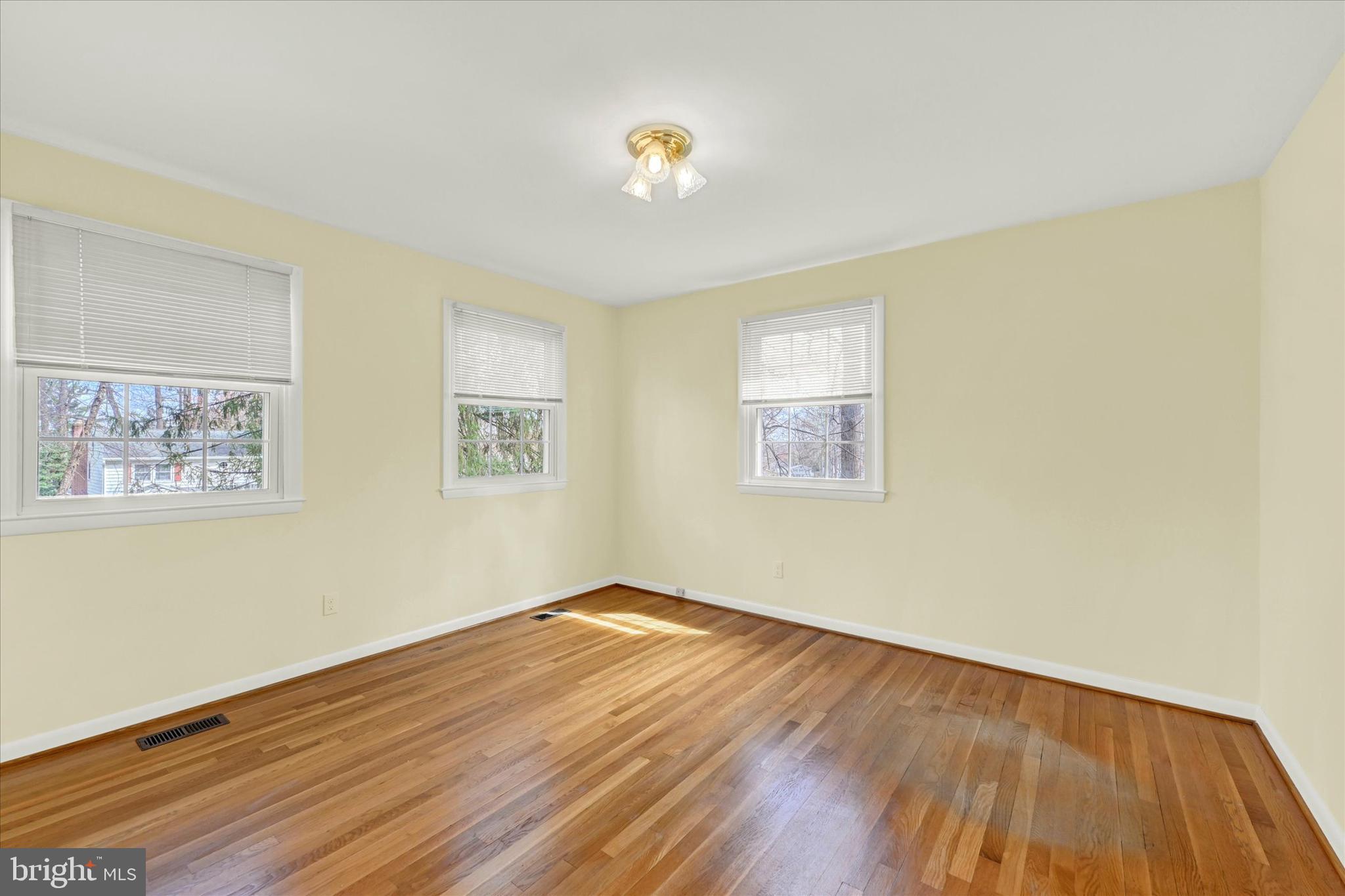 VALLEY WOOD - Residential