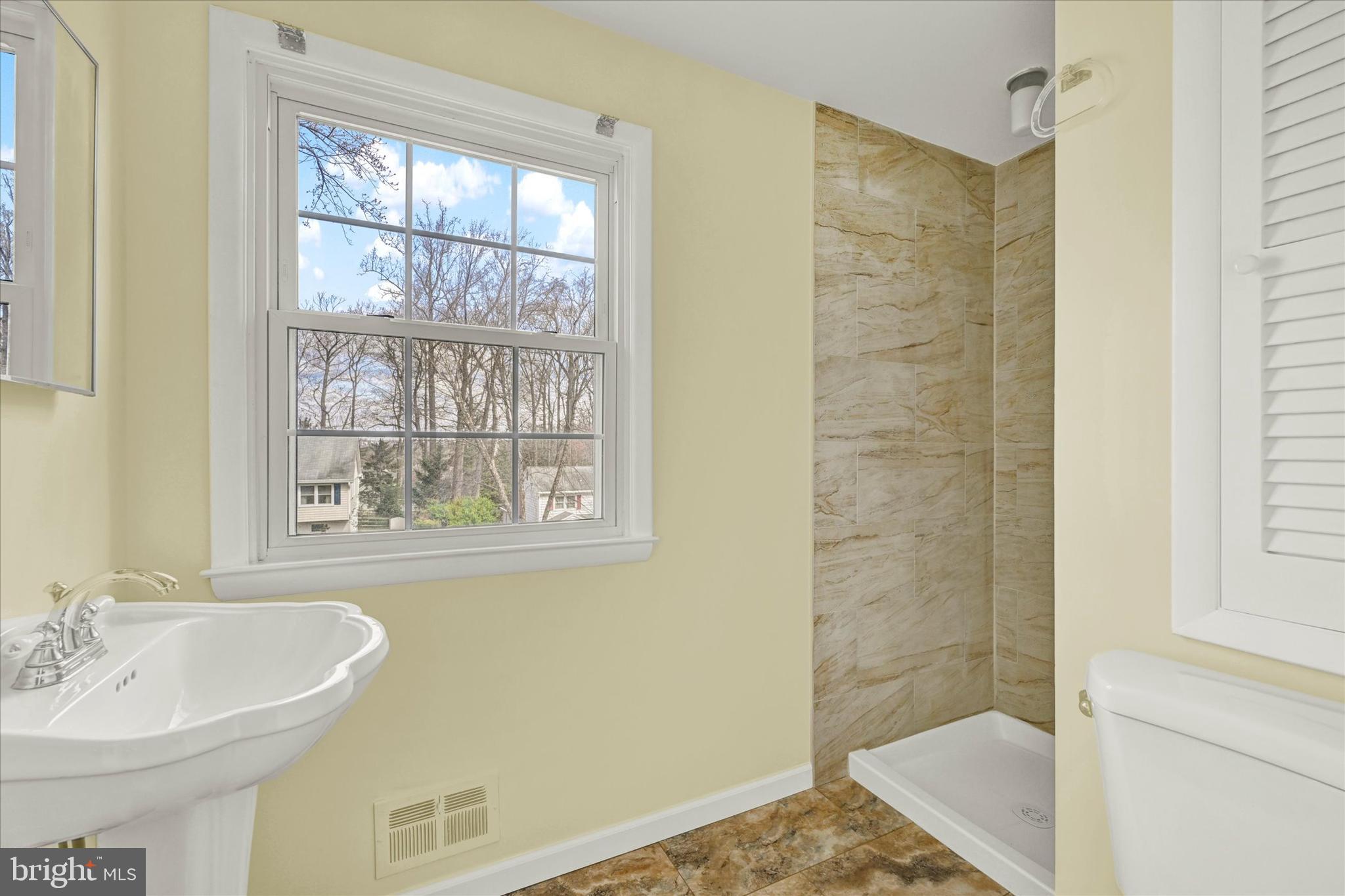 VALLEY WOOD - Residential