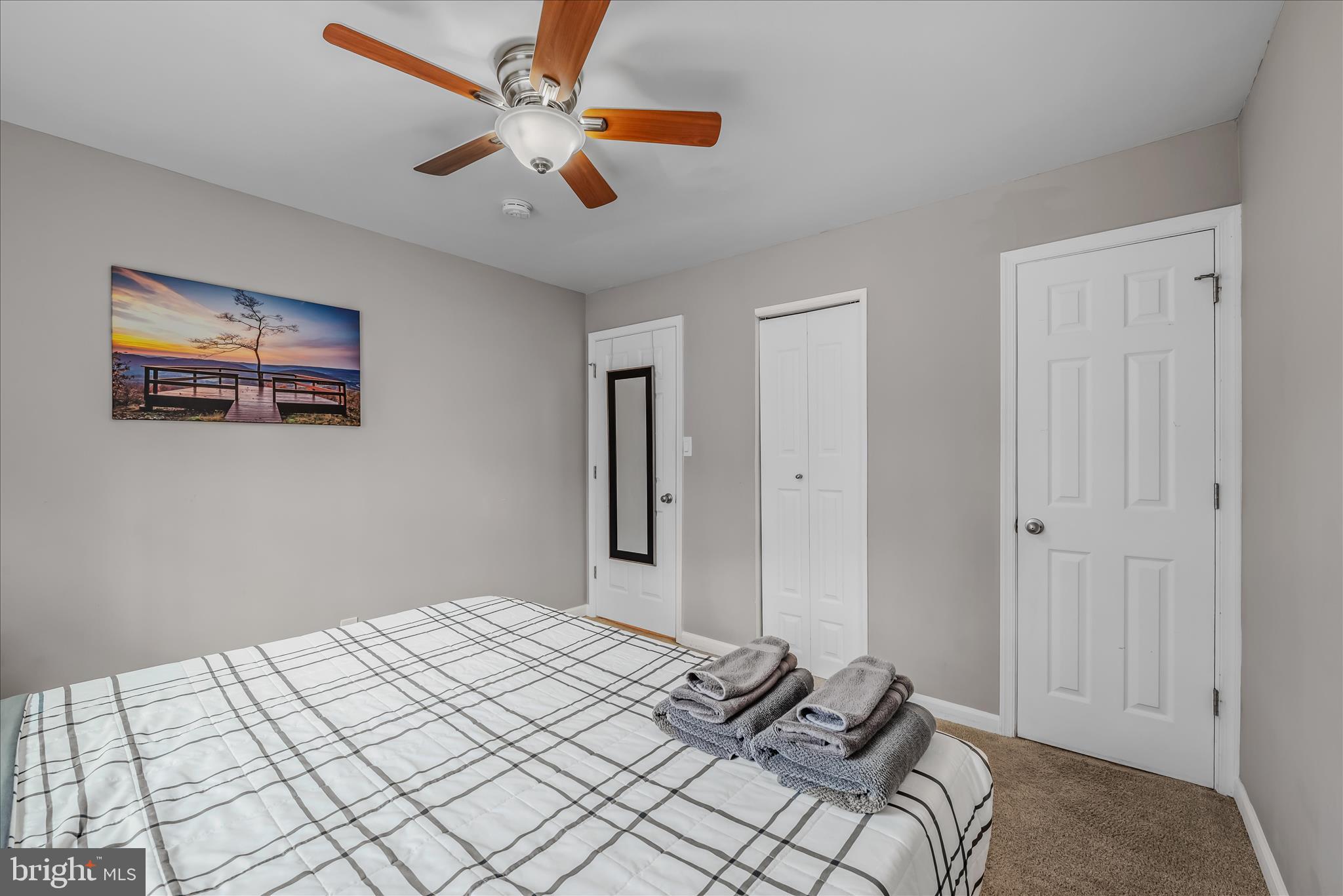 SHANNONDALE - Residential