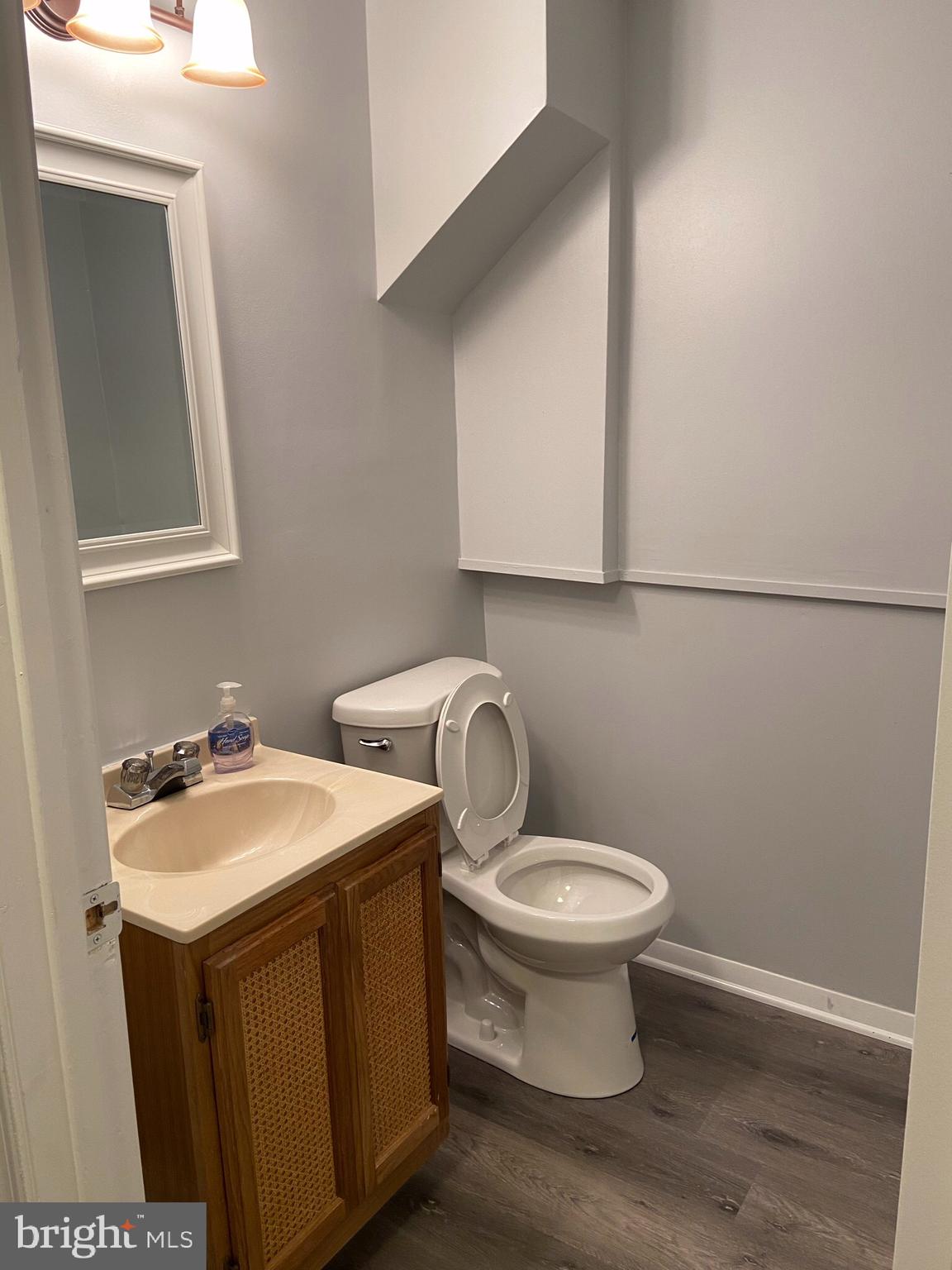 ROLLING FOREST - Residential Lease