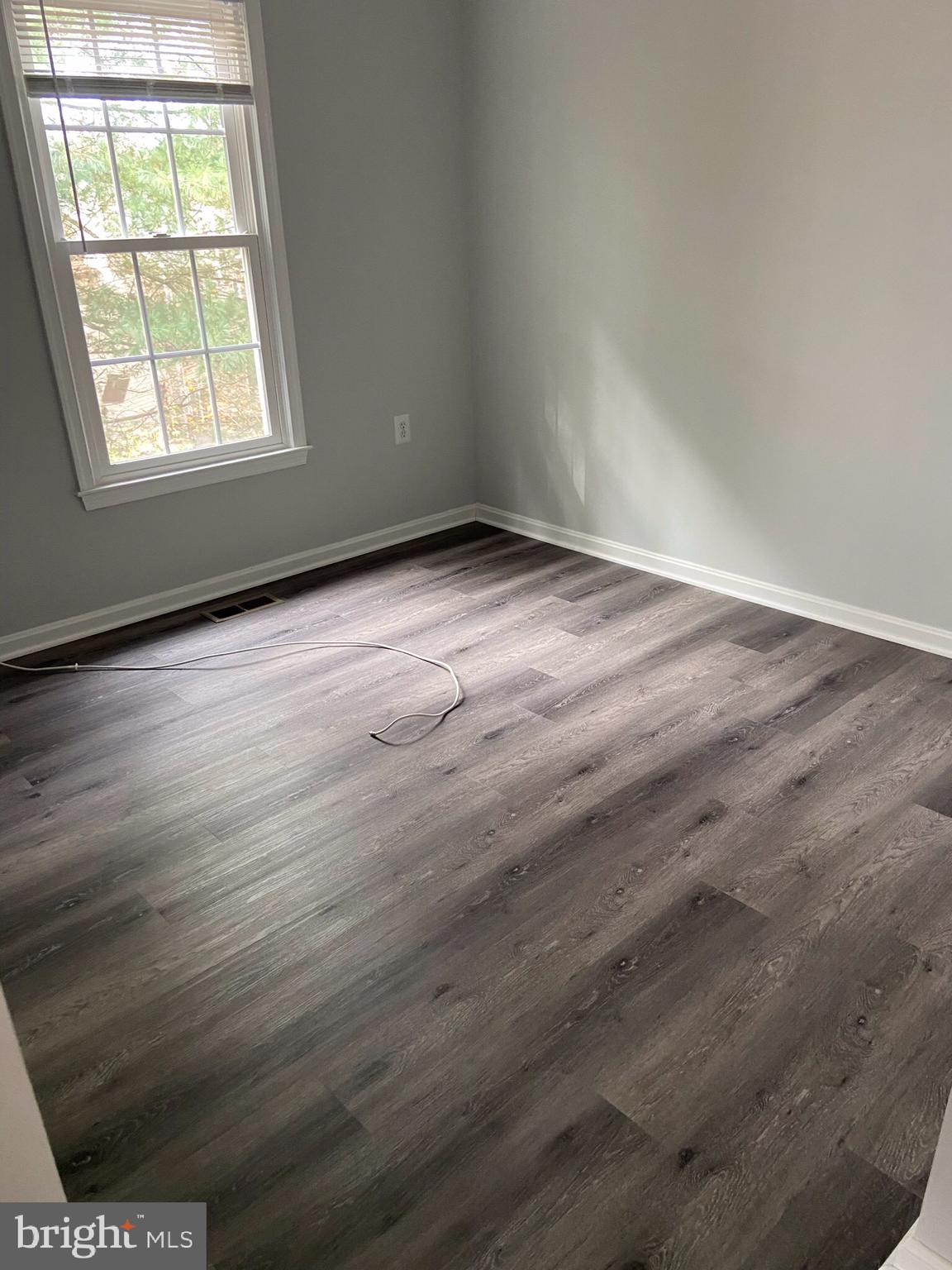 ROLLING FOREST - Residential Lease