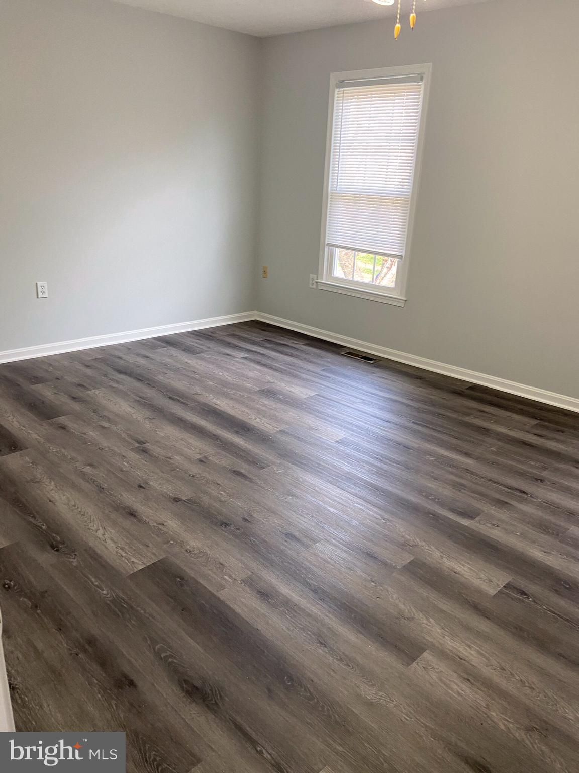 ROLLING FOREST - Residential Lease