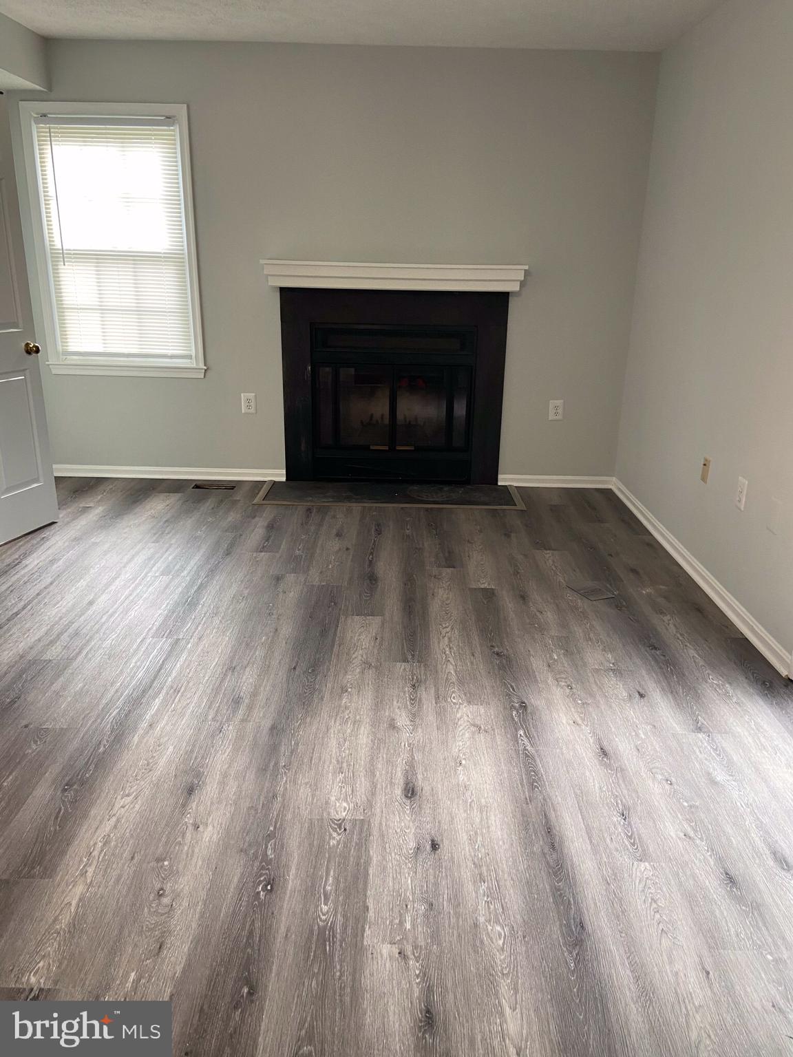 ROLLING FOREST - Residential Lease