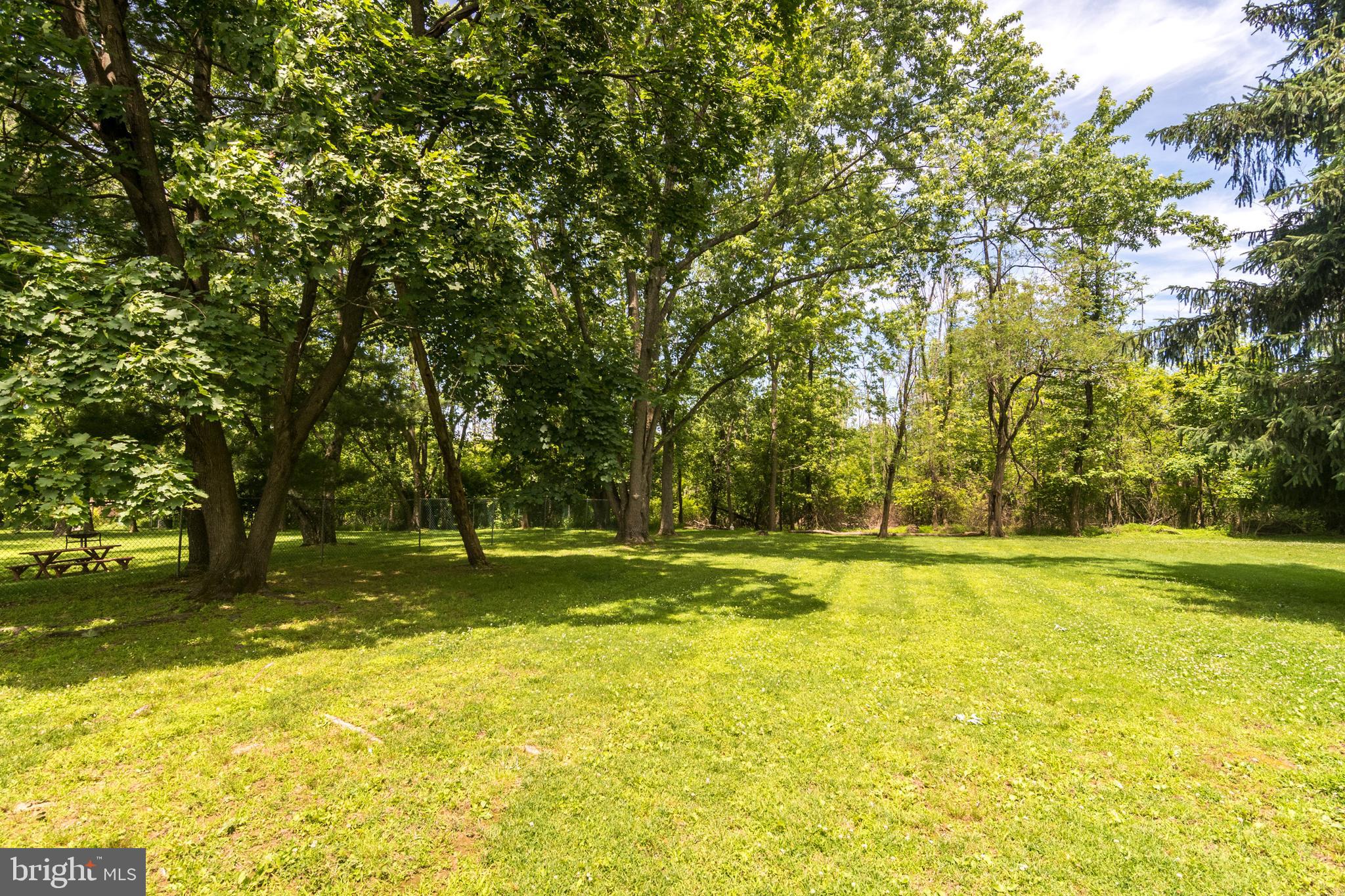 NORRITON WOODS - Residential