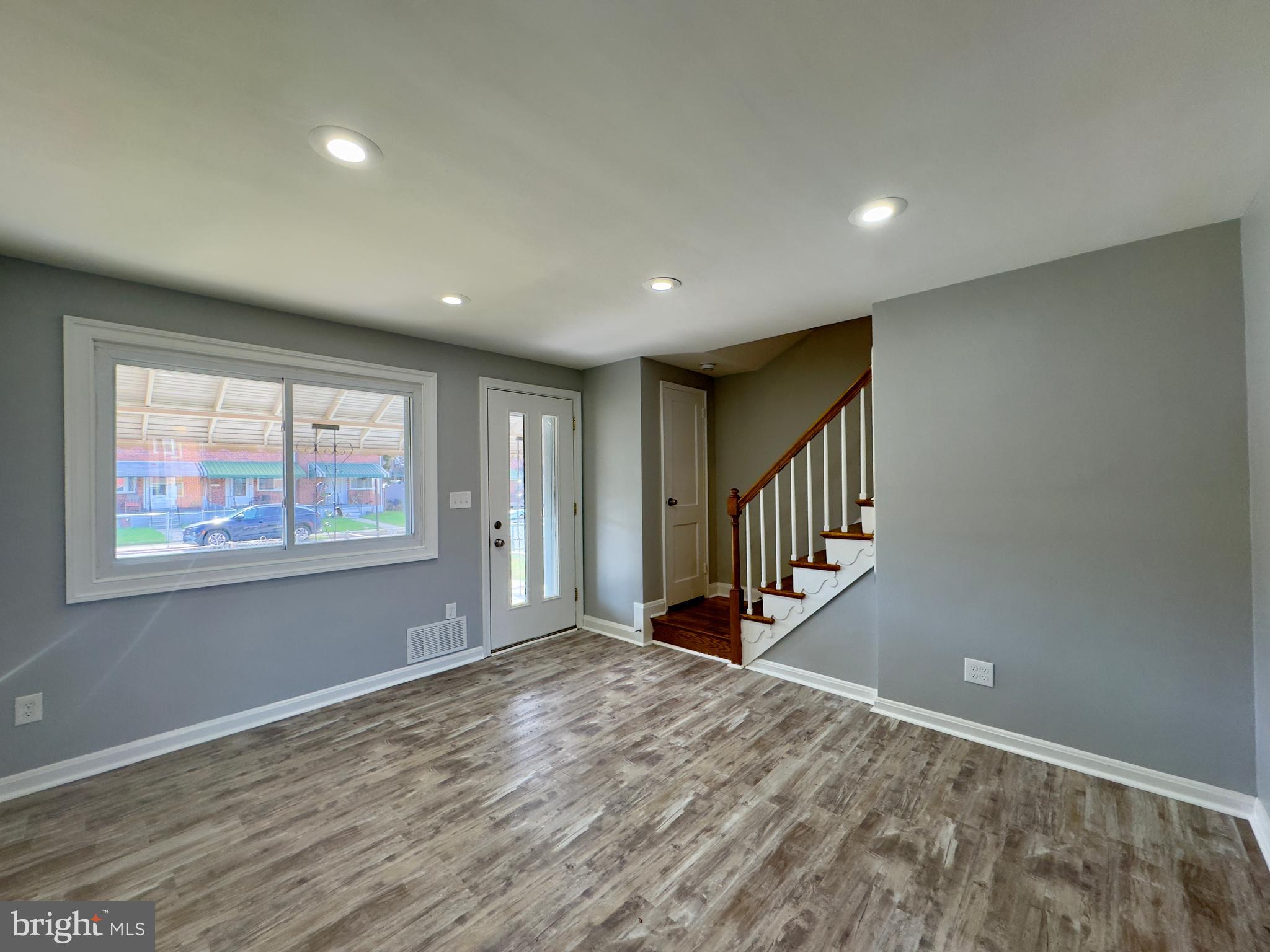 DUNDALK - Residential Lease