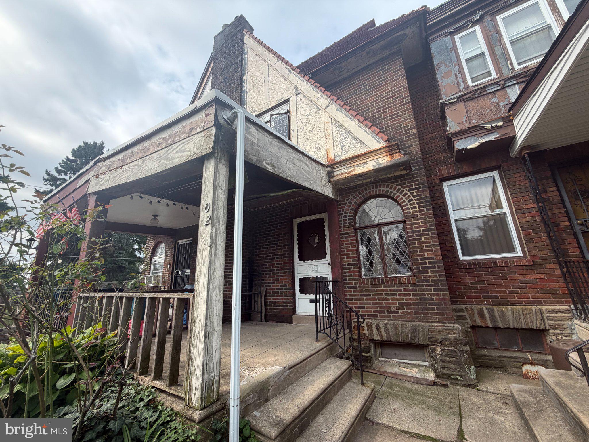 7002 LIMEKILN PIKE