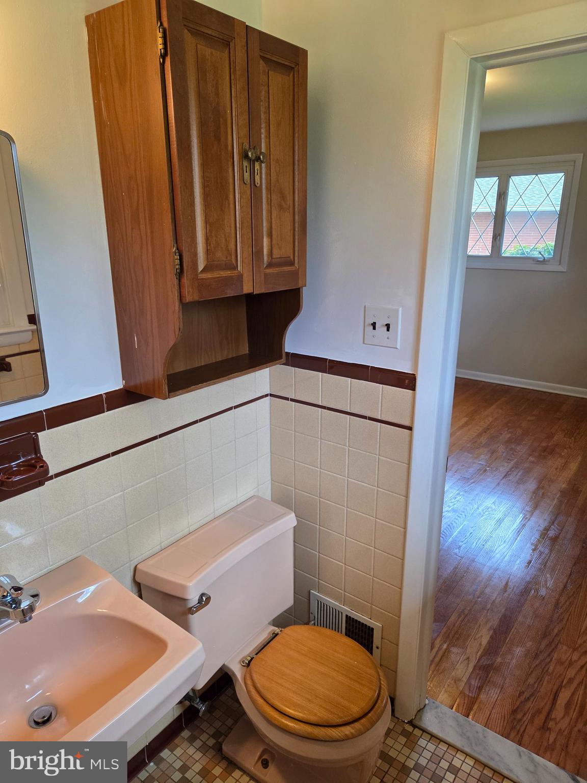 FAIRMONT - Residential