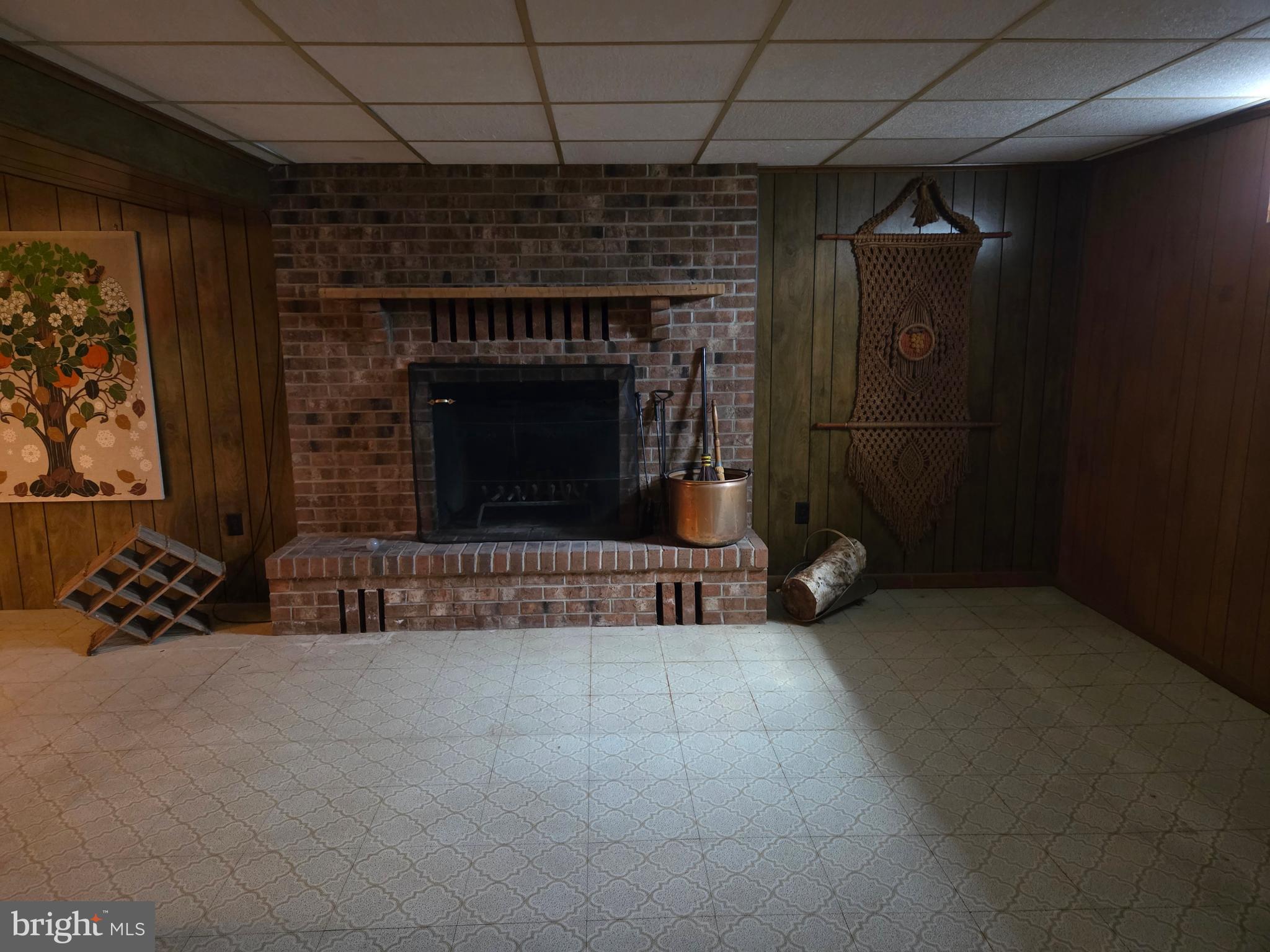 FAIRMONT - Residential