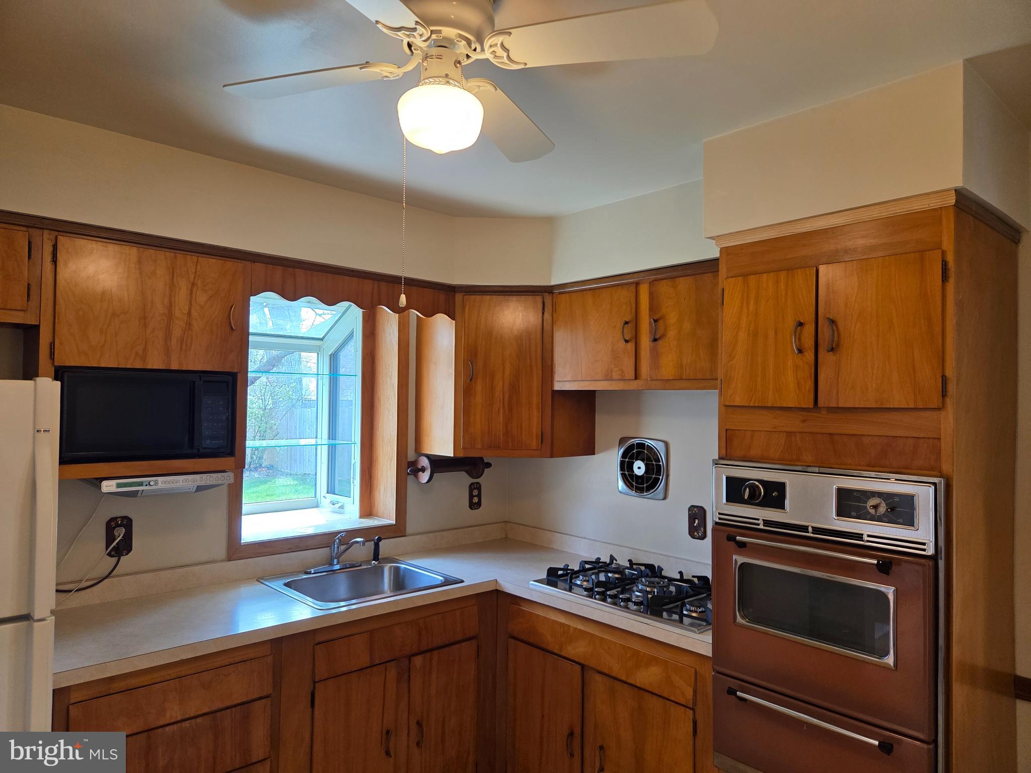 FAIRMONT - Residential