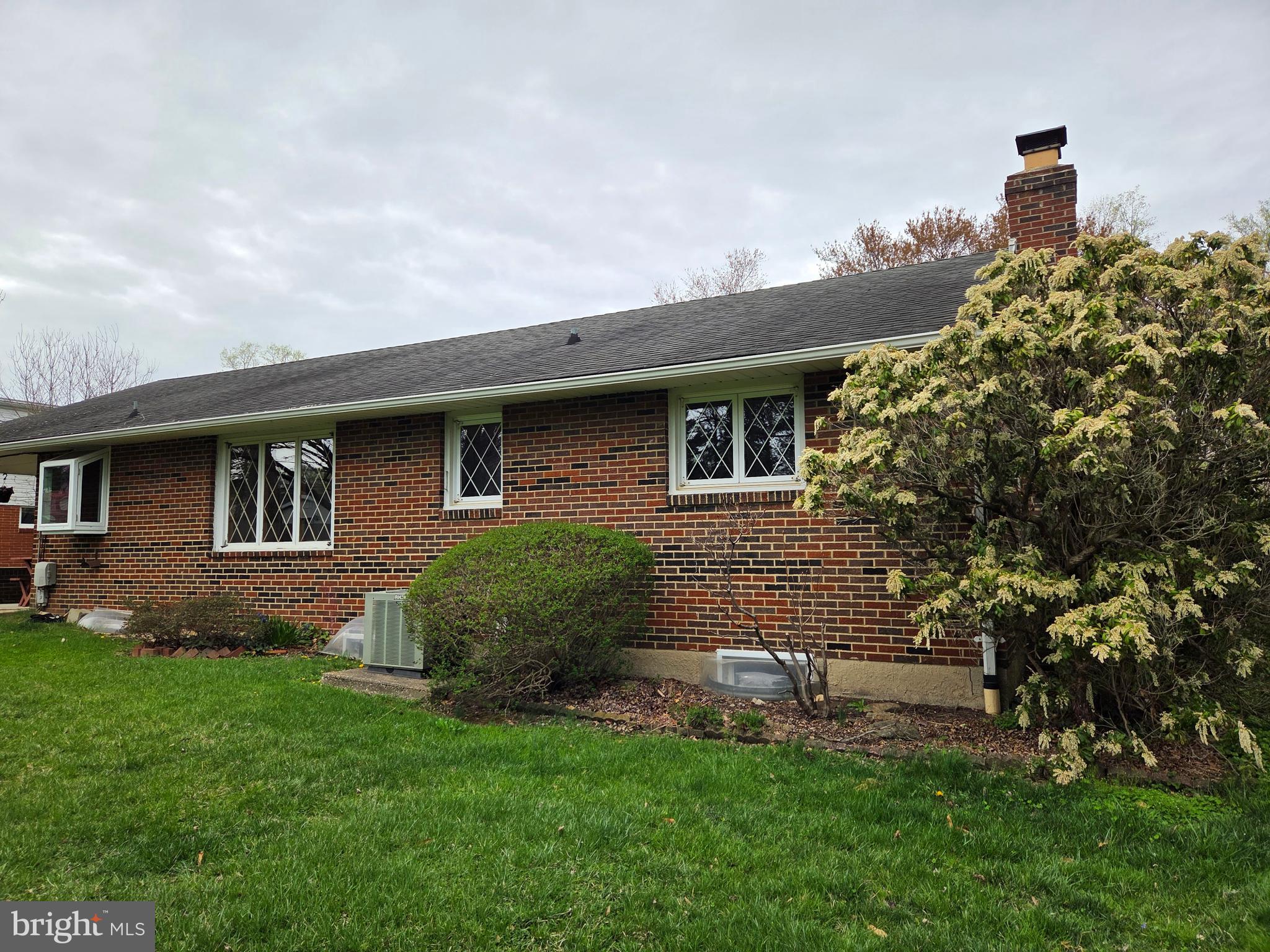 FAIRMONT - Residential