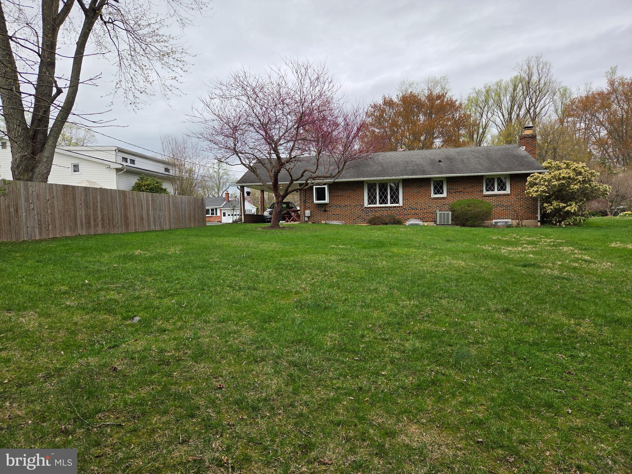 FAIRMONT - Residential