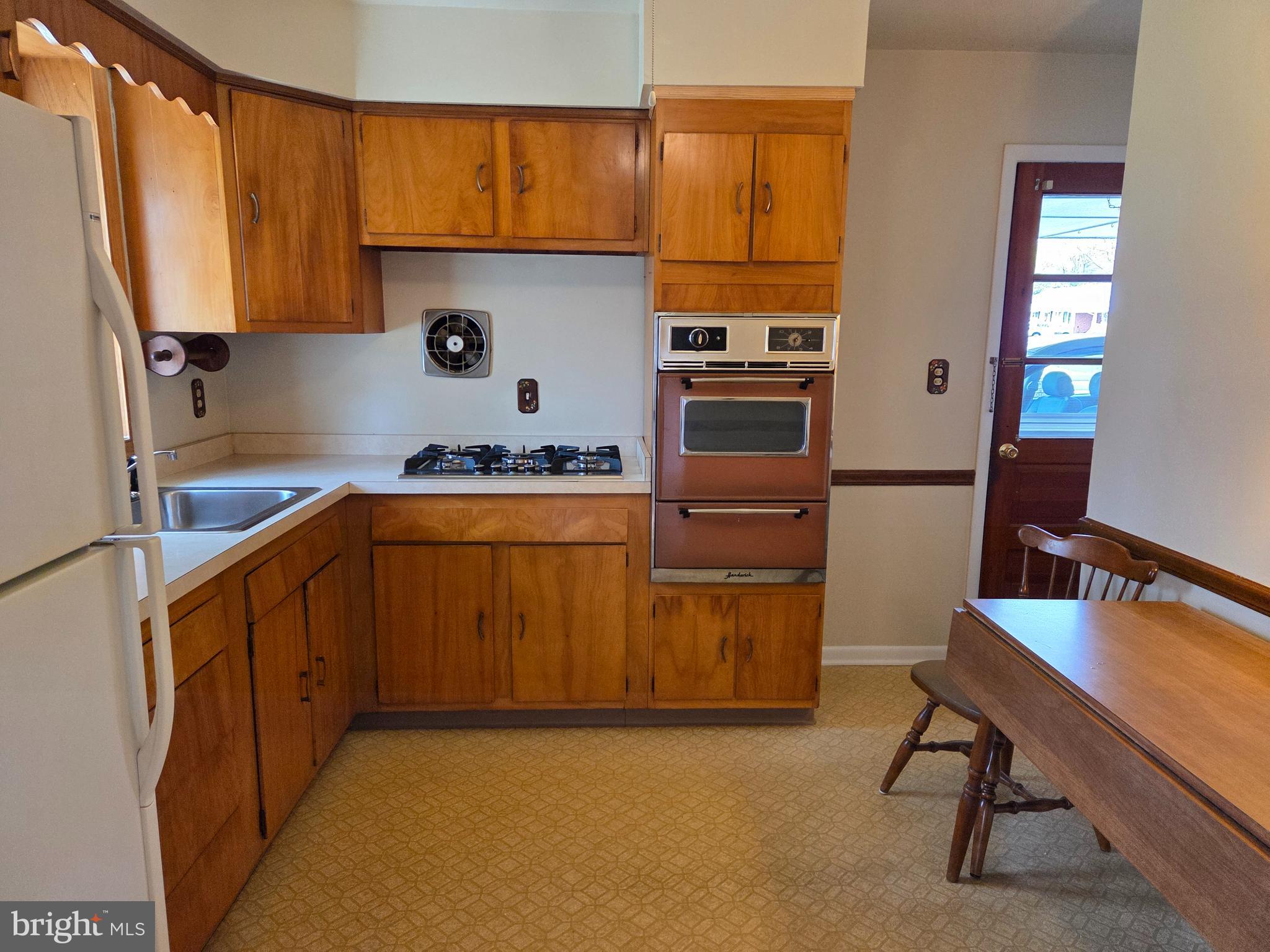 FAIRMONT - Residential