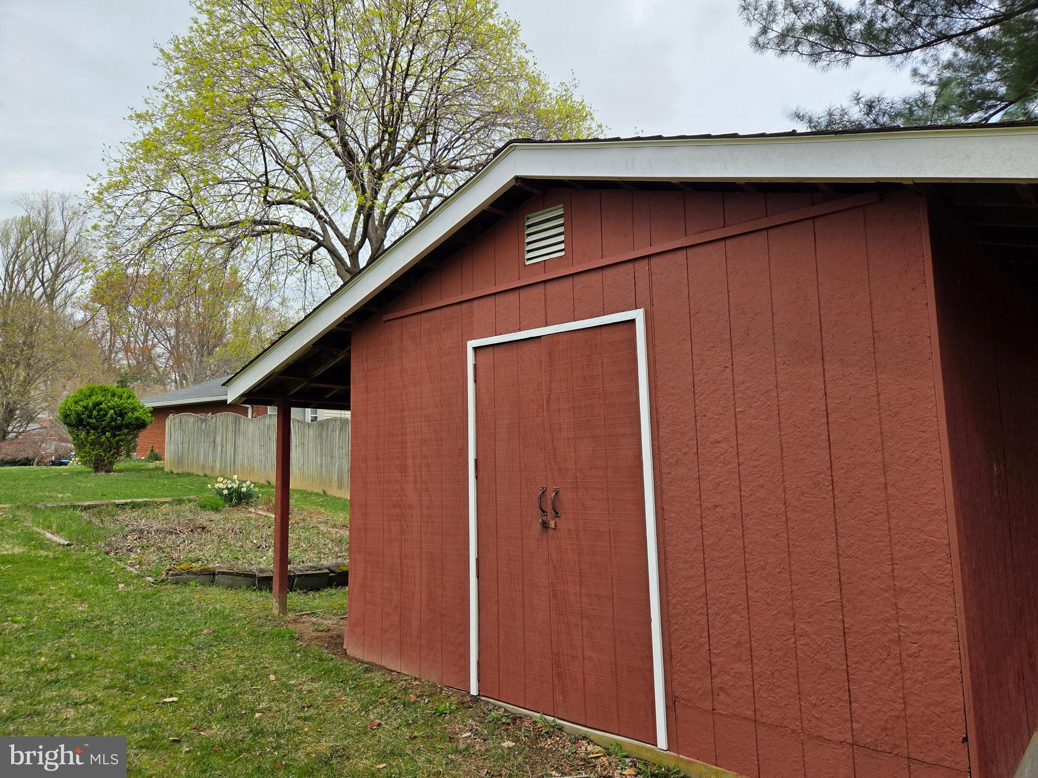 FAIRMONT - Residential