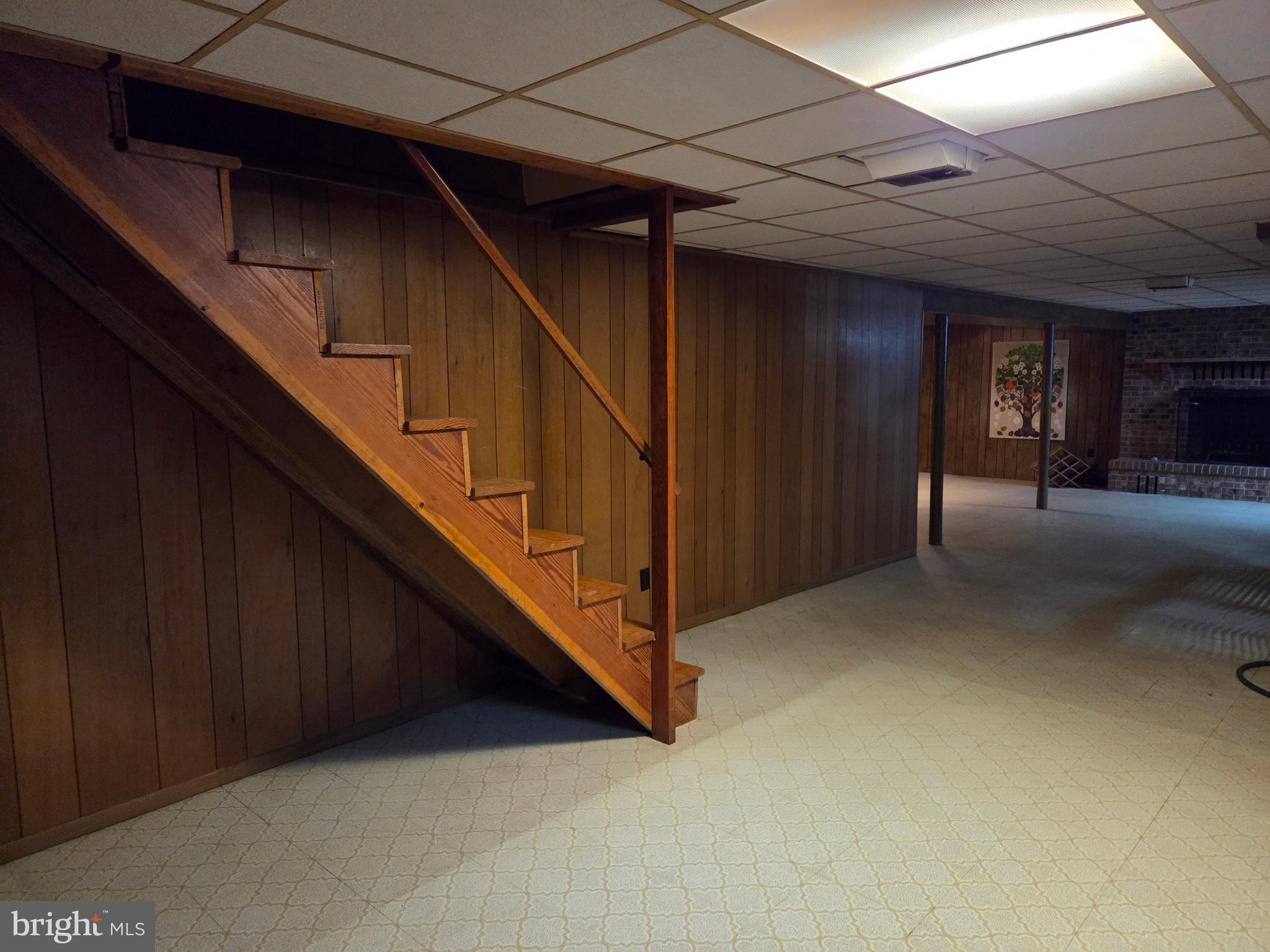 FAIRMONT - Residential