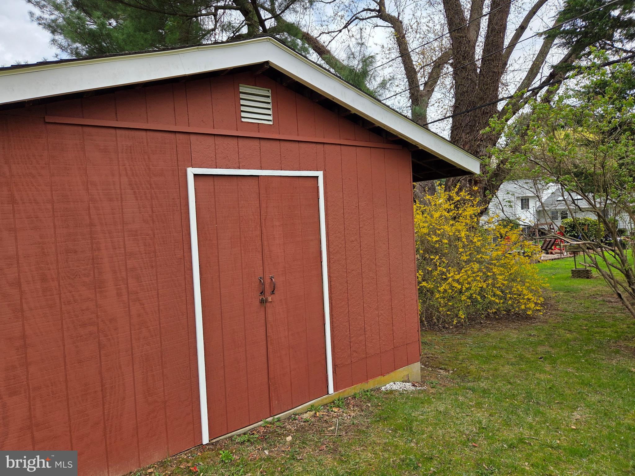 FAIRMONT - Residential