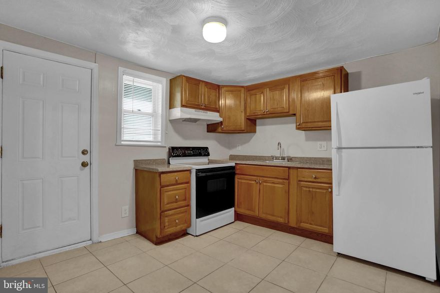 Introducing a charming 3-bedroom, 2-bathroom rowhome with a balcony. This inviting residence offers ample space for comfortable living. With its thoughtfully designed layout, this home provides a delightful living space.