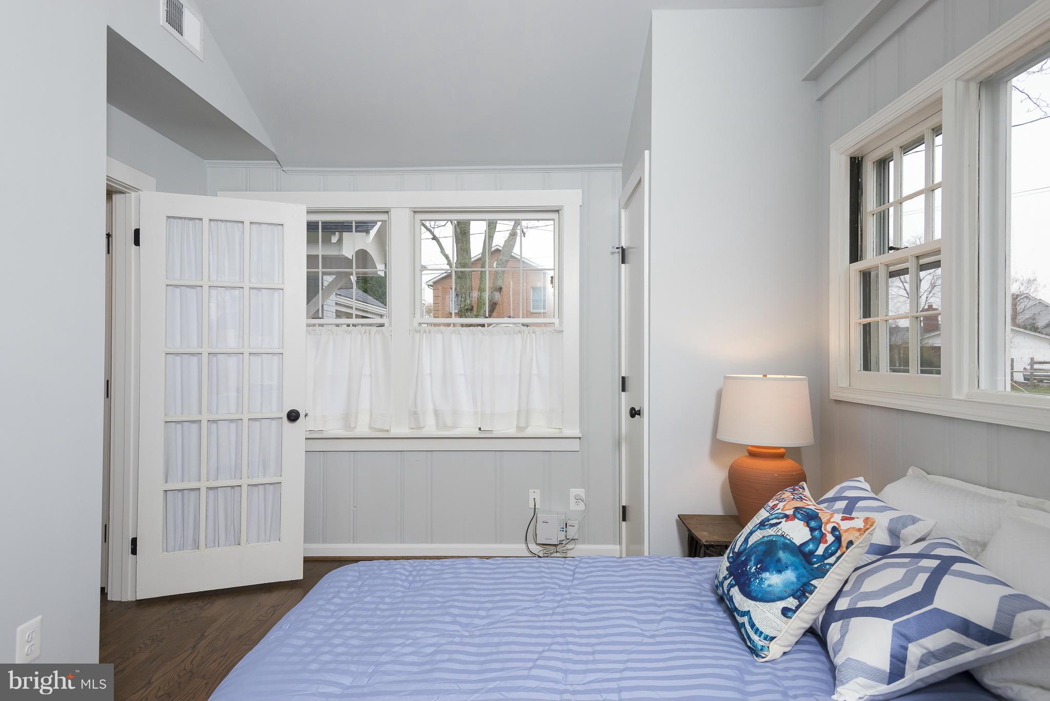 OWINGS BEACH - Residential