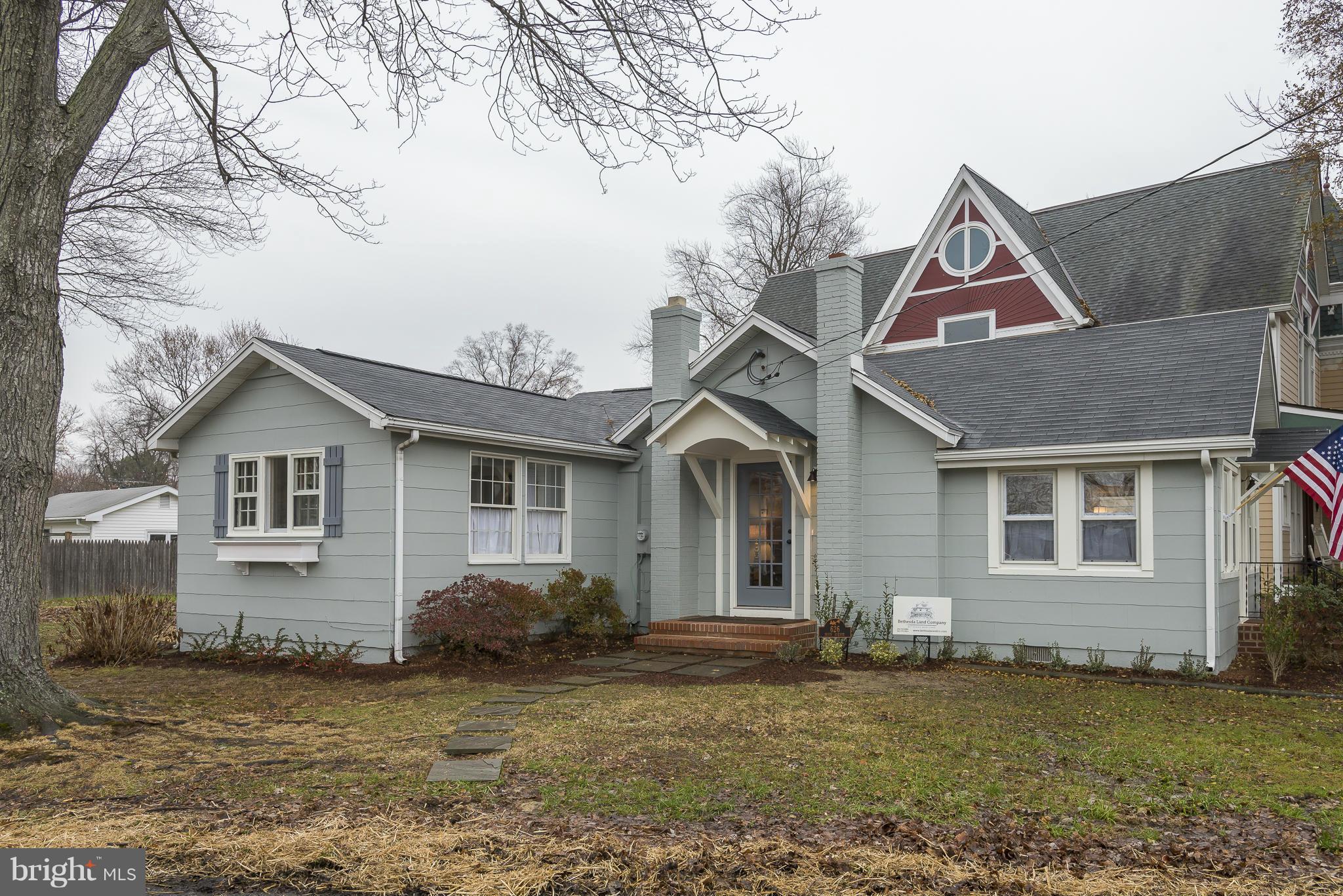 OWINGS BEACH - Residential