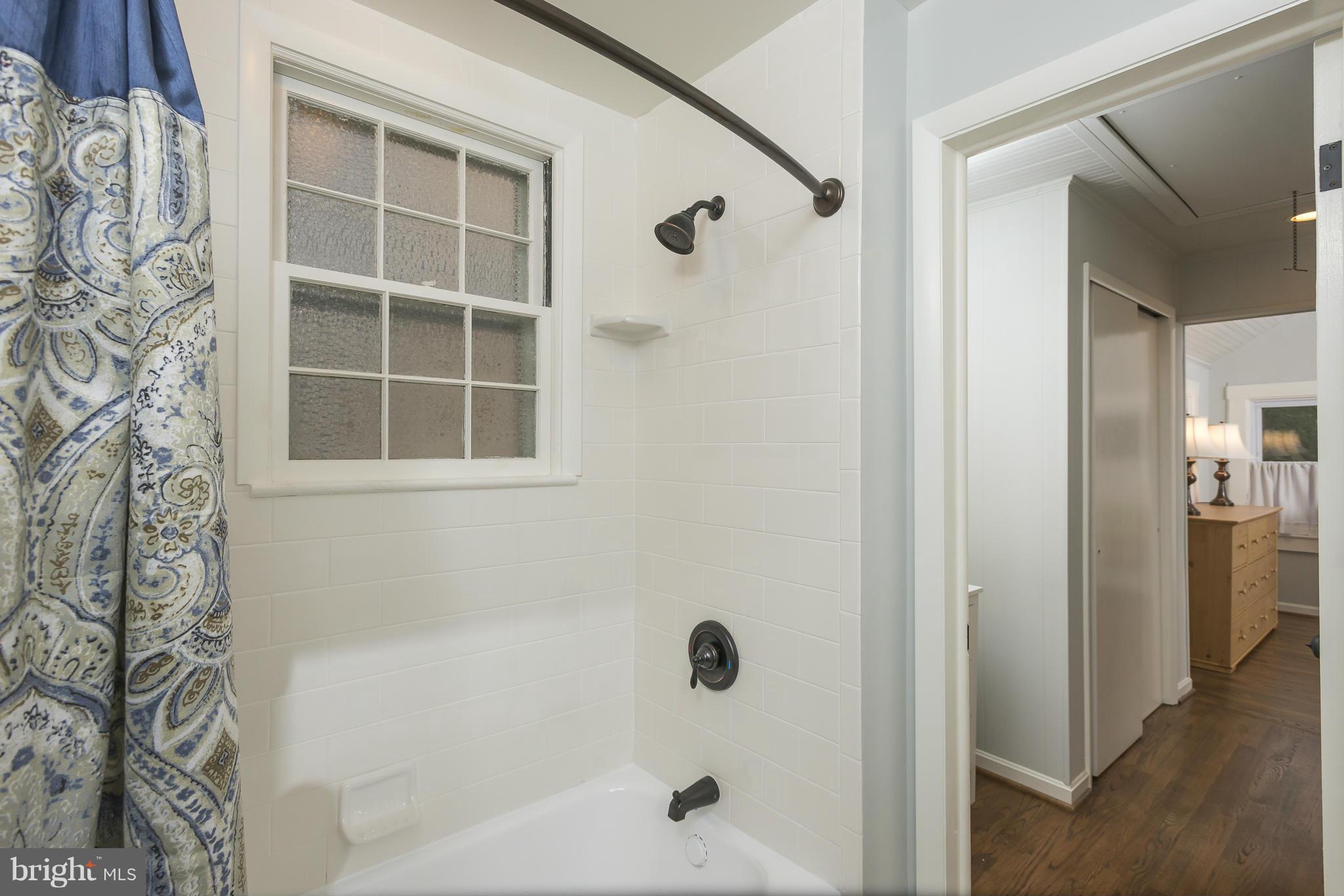 OWINGS BEACH - Residential