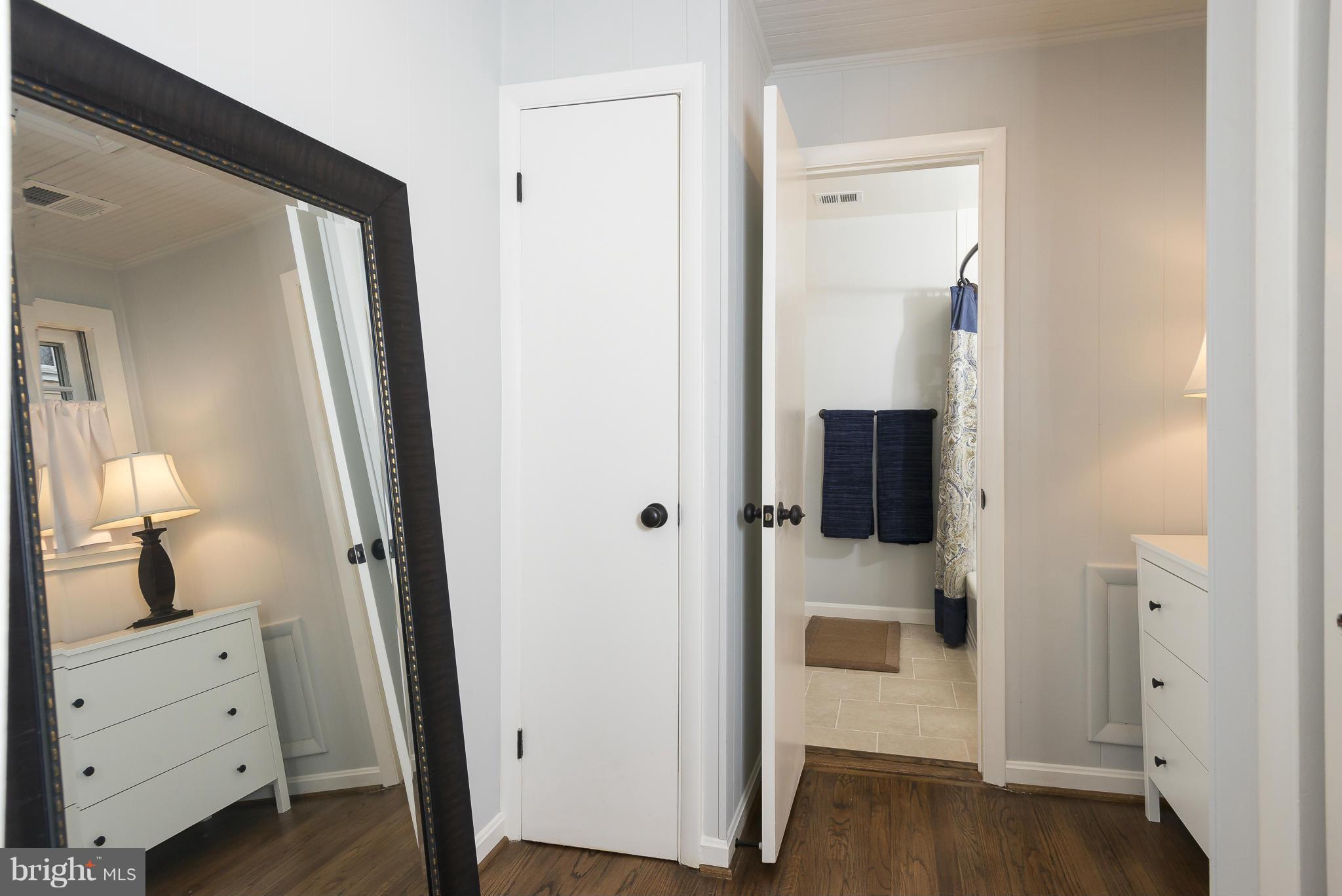 OWINGS BEACH - Residential