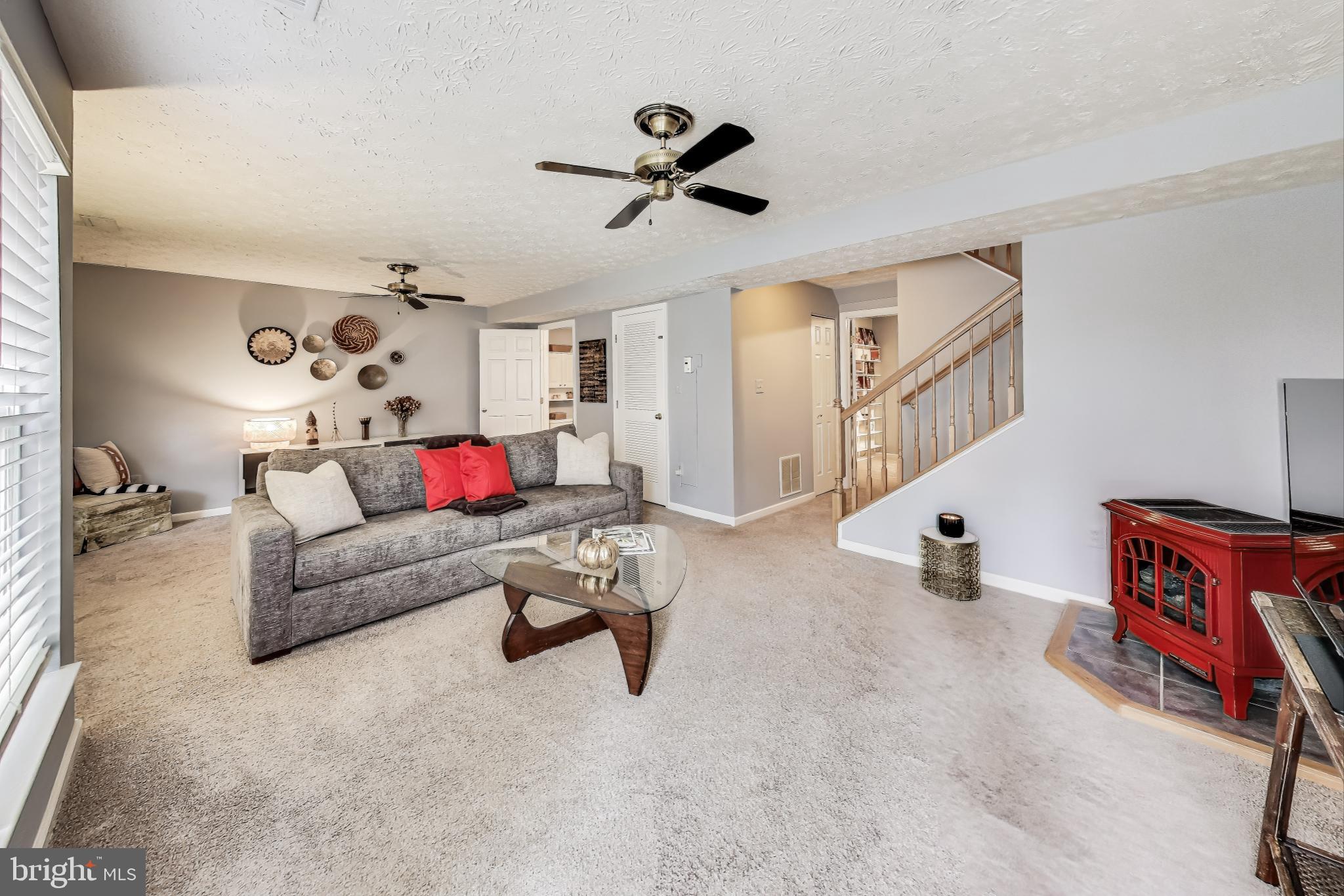 RUSSETT - Residential