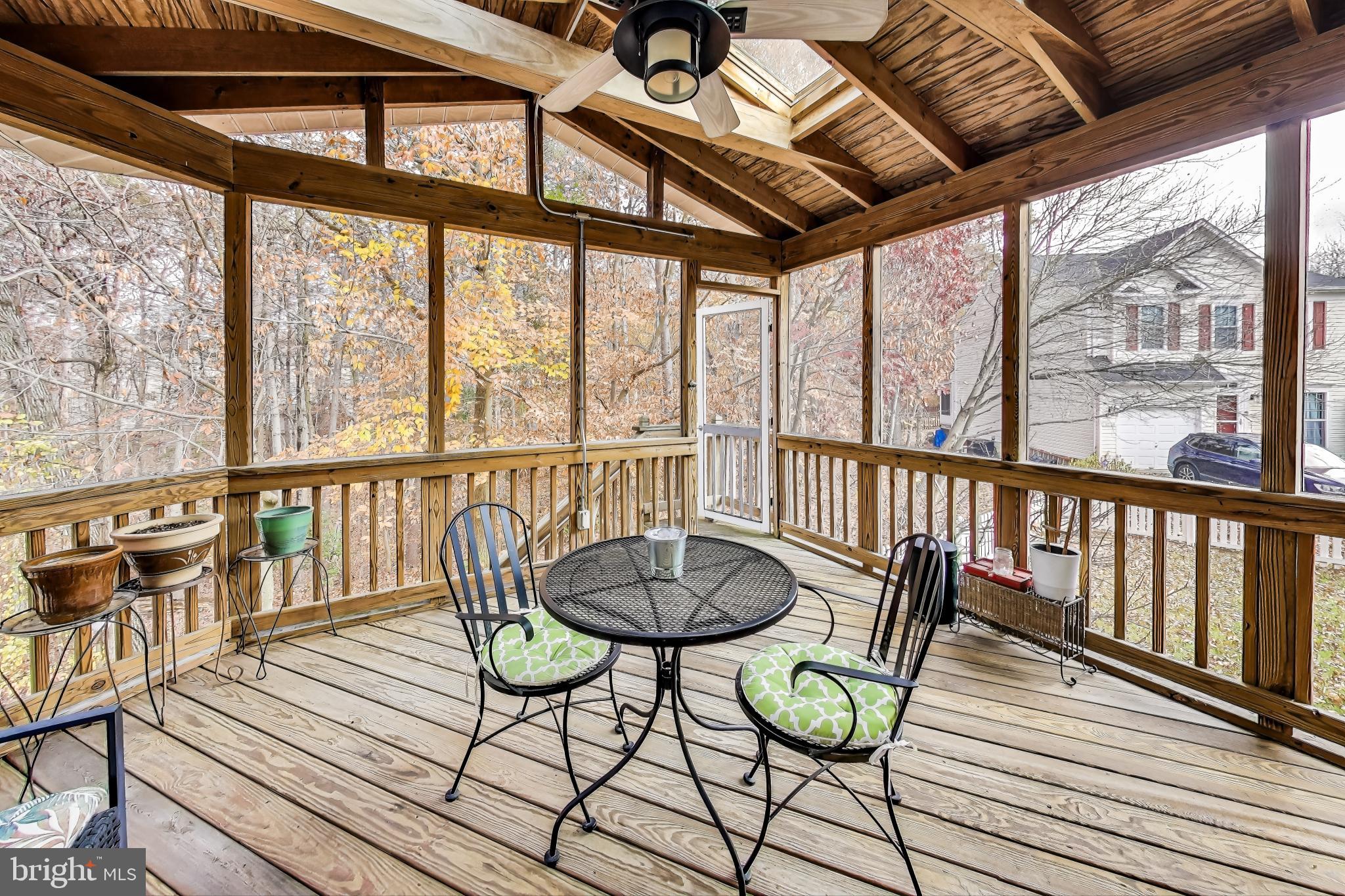 RUSSETT - Residential