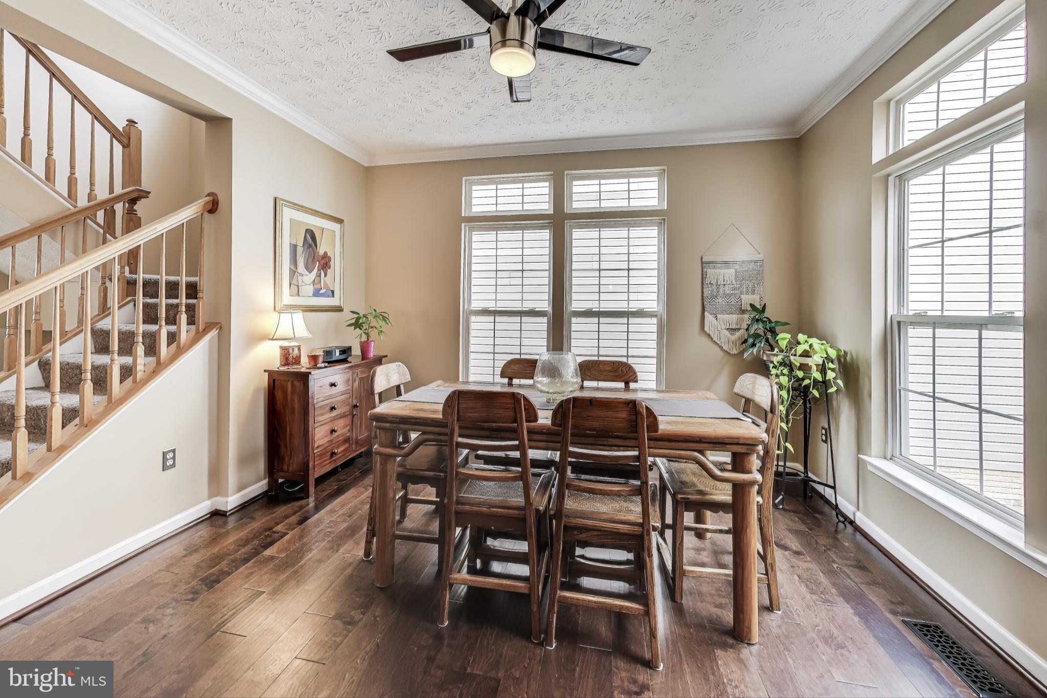 RUSSETT - Residential