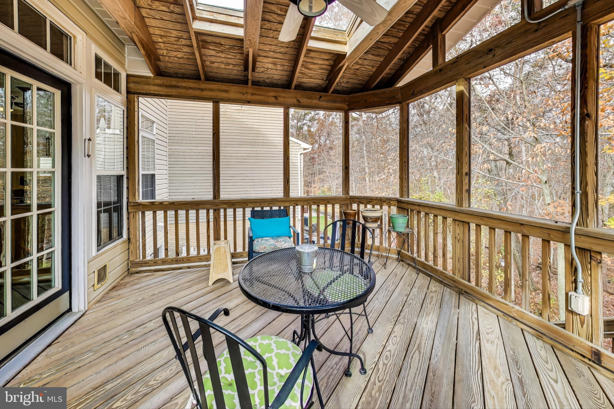 RUSSETT - Residential