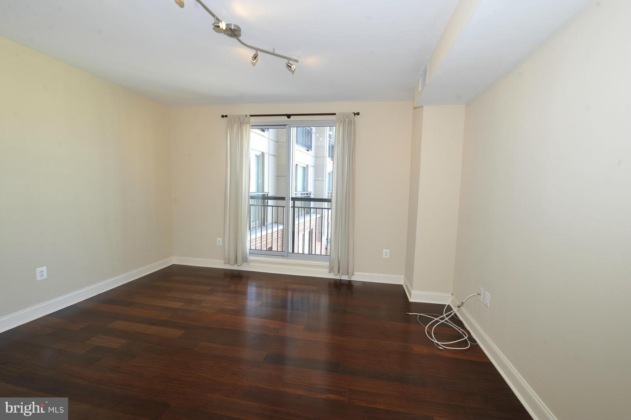 THE JAMIESON - Residential Lease