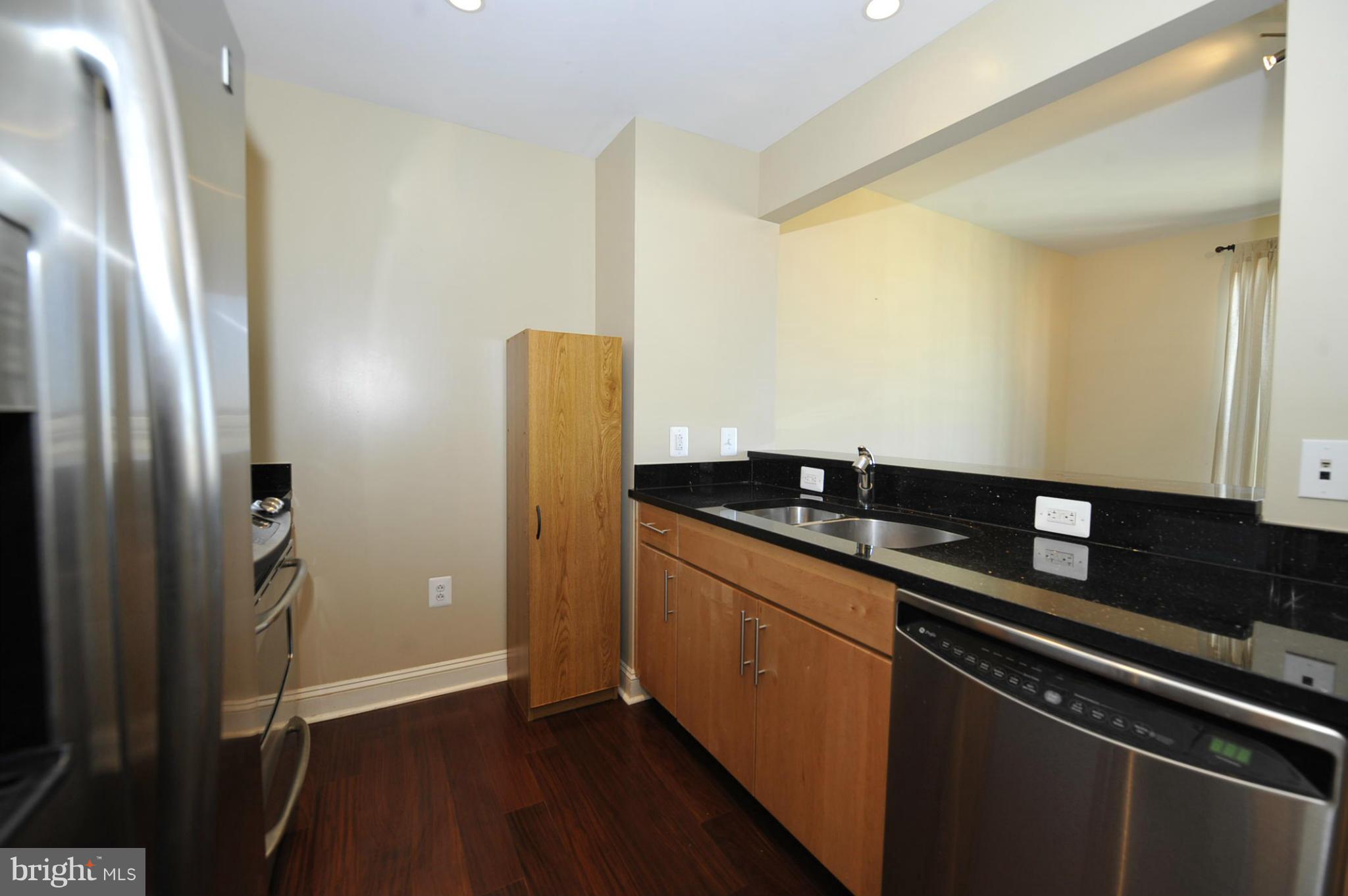 THE JAMIESON - Residential Lease