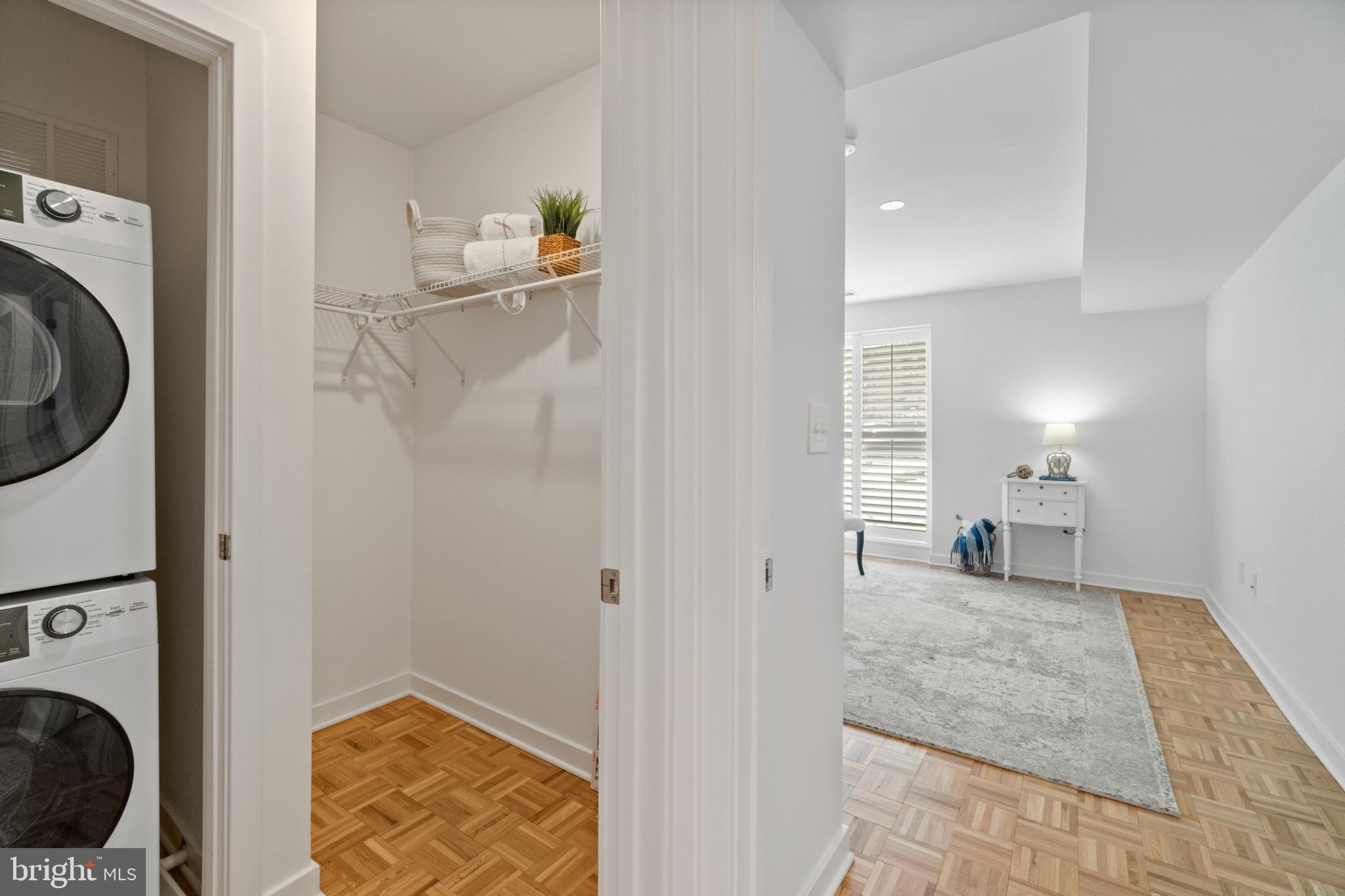 SEVERN HOUSE - Residential