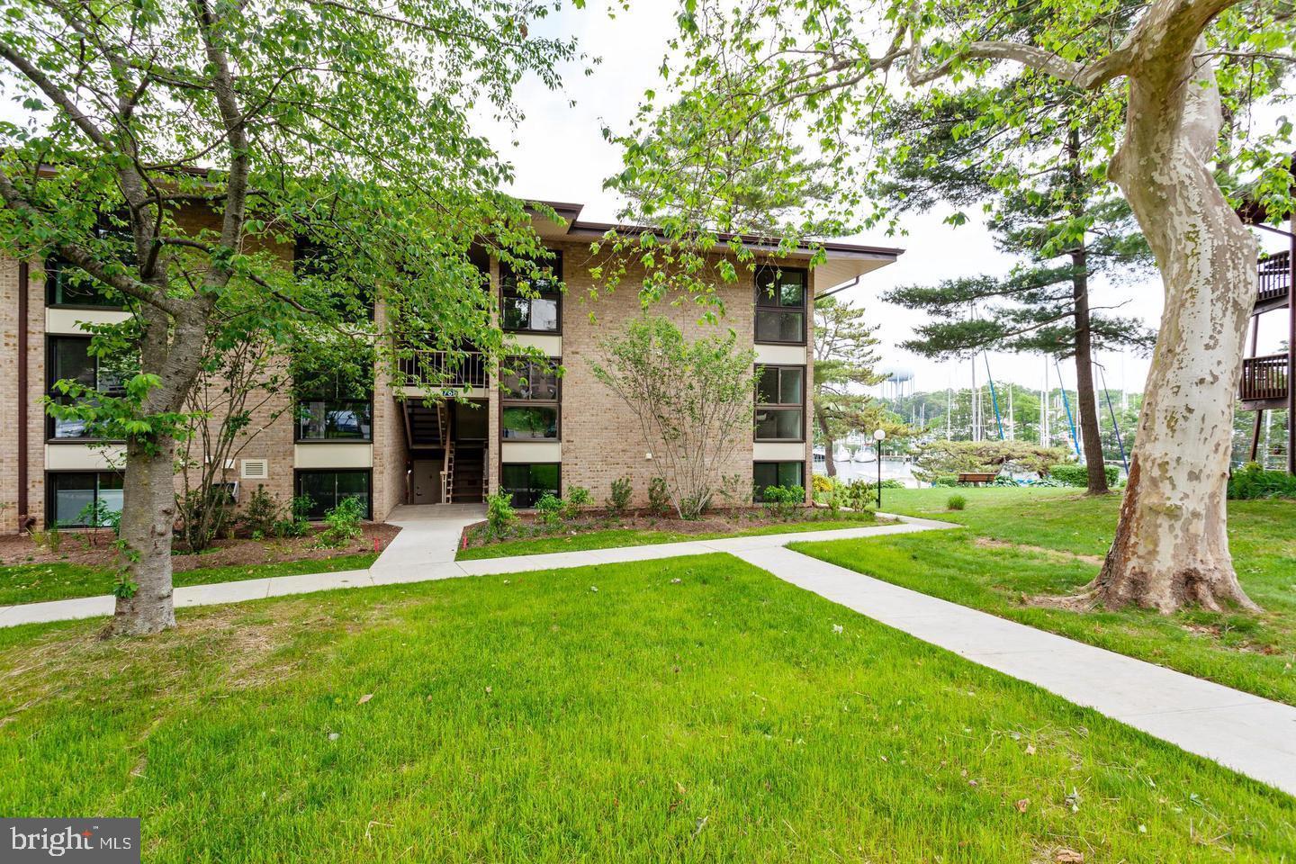 SEVERN HOUSE - Residential