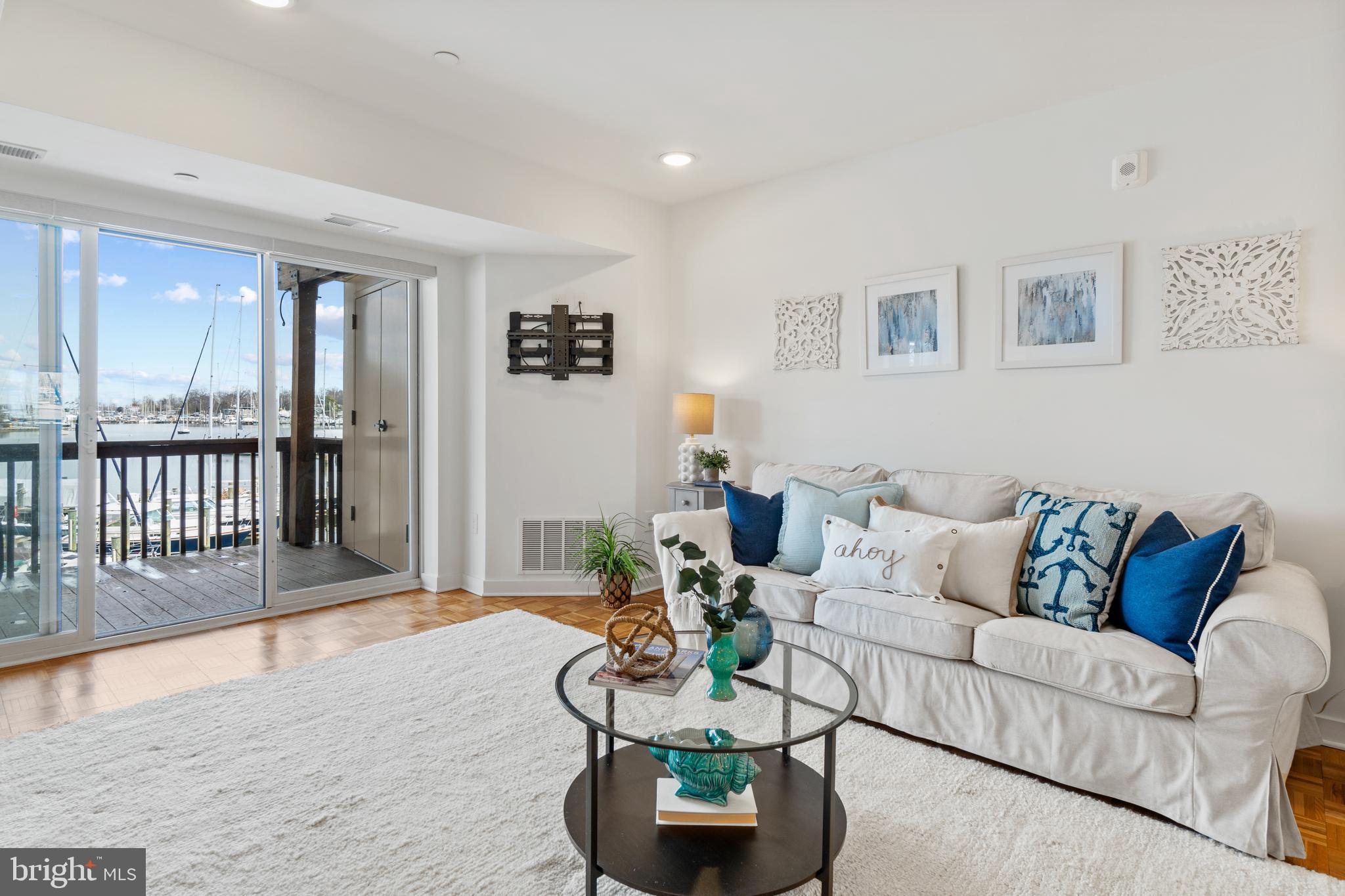 SEVERN HOUSE - Residential