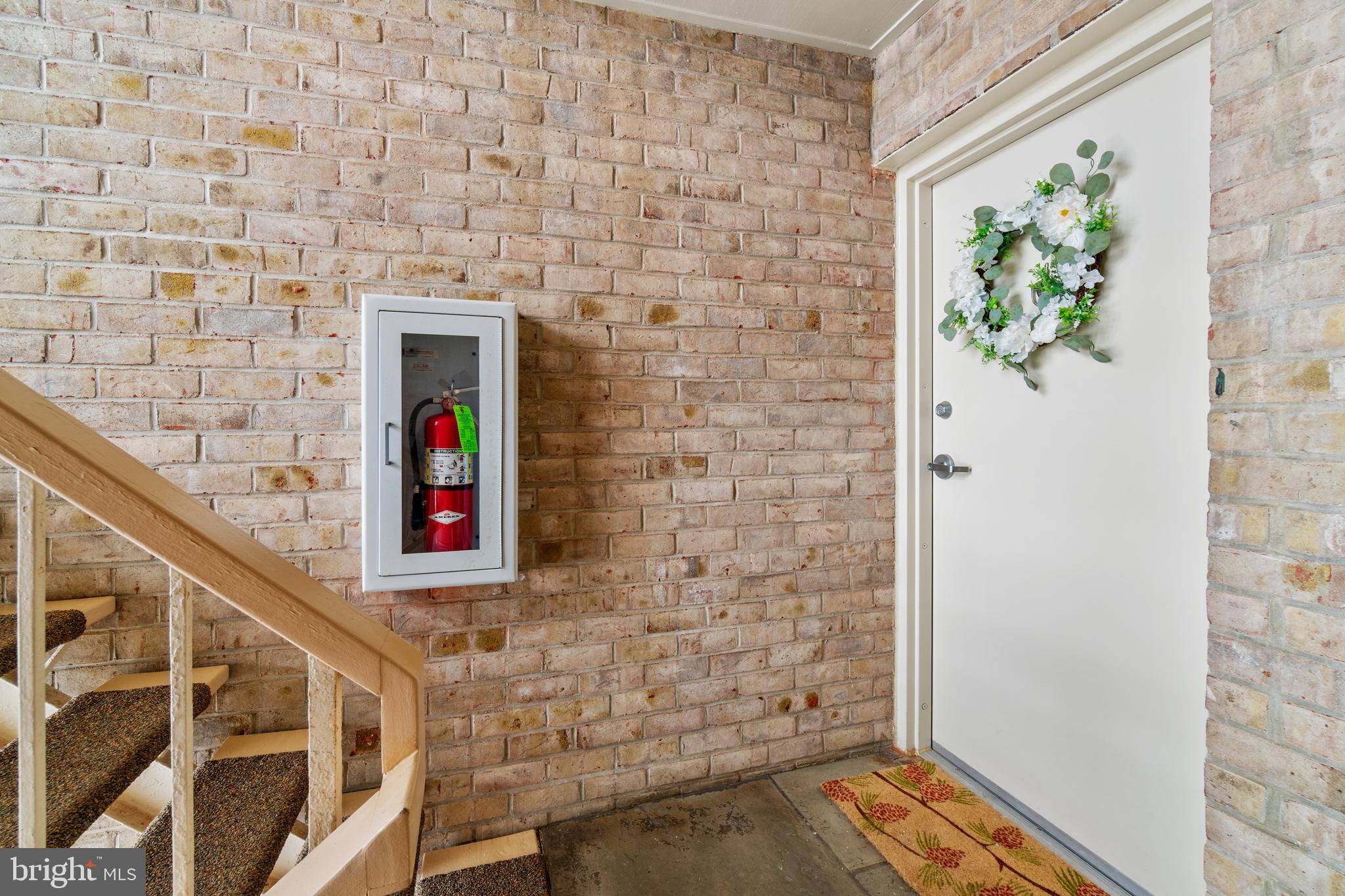 SEVERN HOUSE - Residential