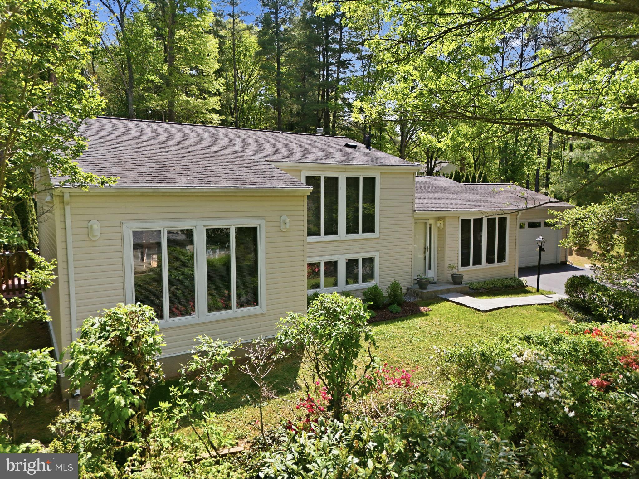 RESTON - Residential