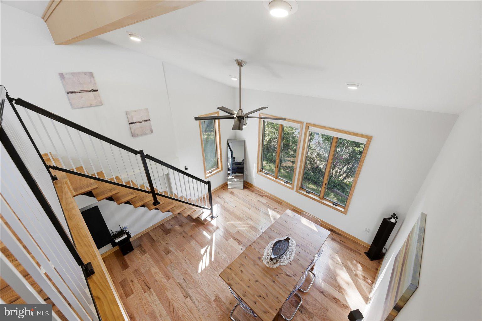 RESTON - Residential