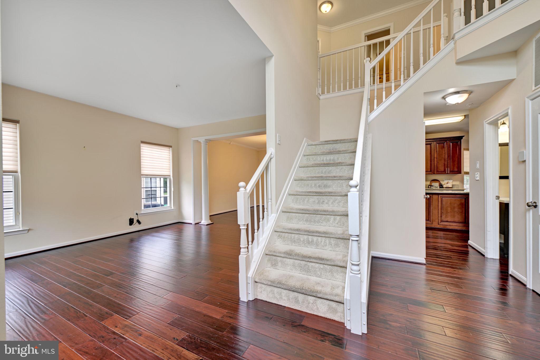 10404 BROOKHAVEN LANE
