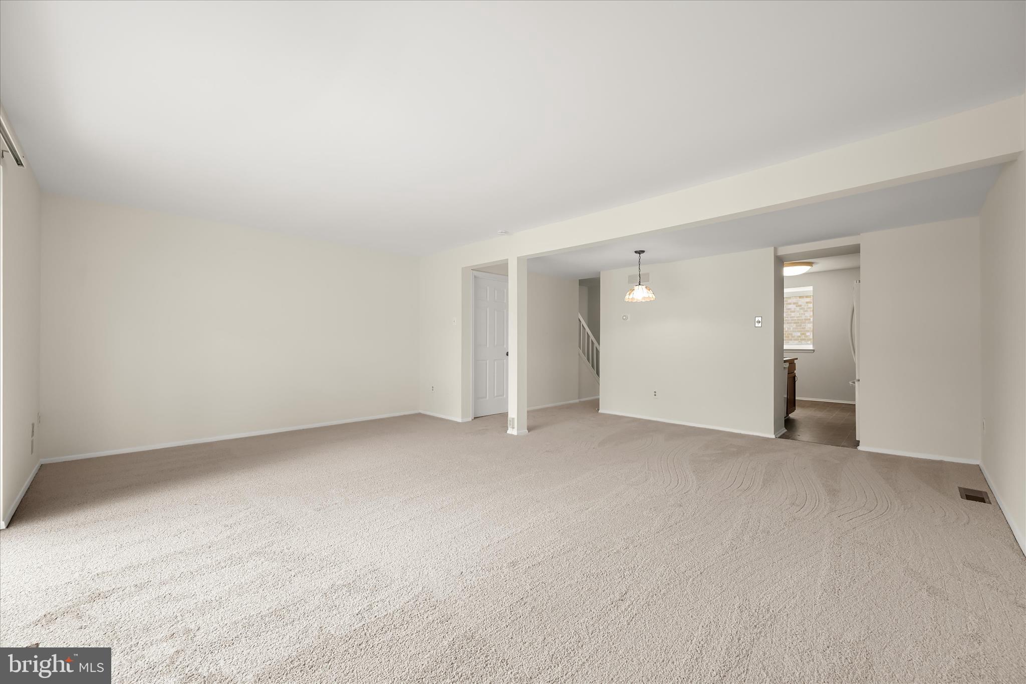 VILLAGE OF OWEN BROWN - Residential